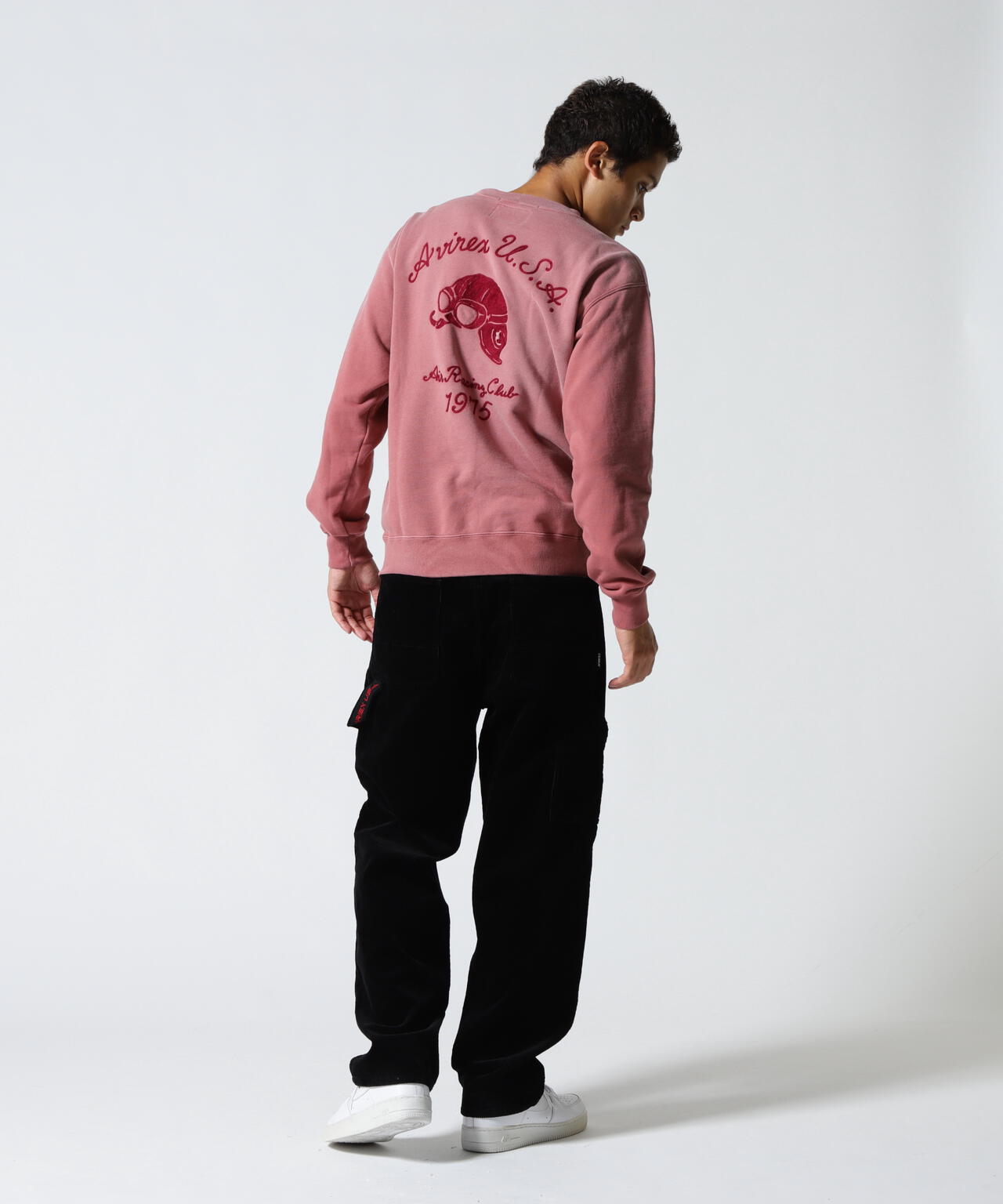 《A.A.R.C》EMB CREWNECK SWEAT