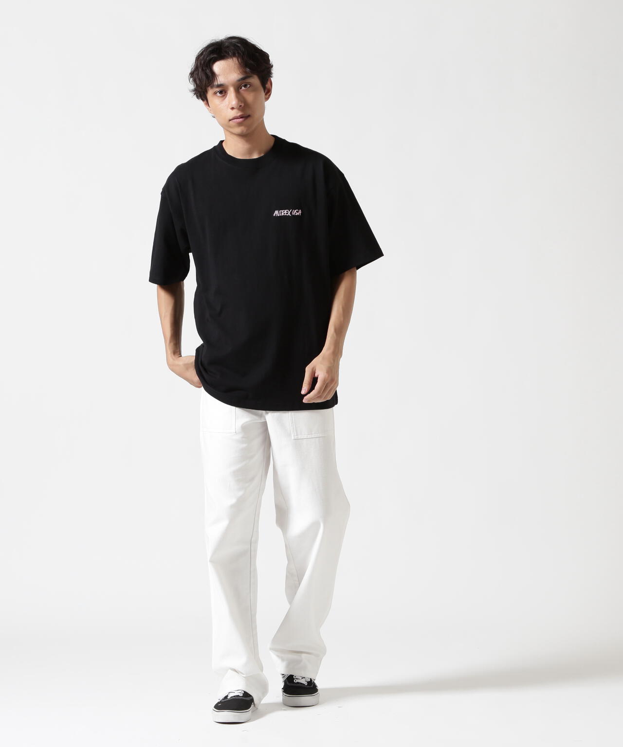《直営店限定》GRAFFITI EMBROIDERY T-SHIRT