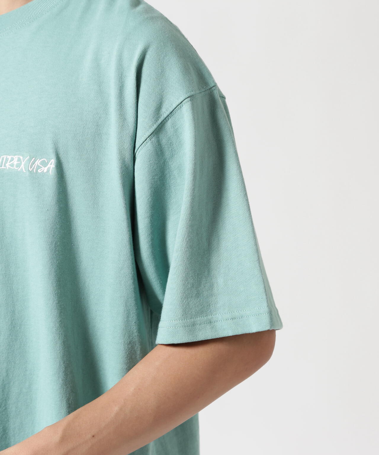 《直営店限定》GRAFFITI EMBROIDERY T-SHIRT