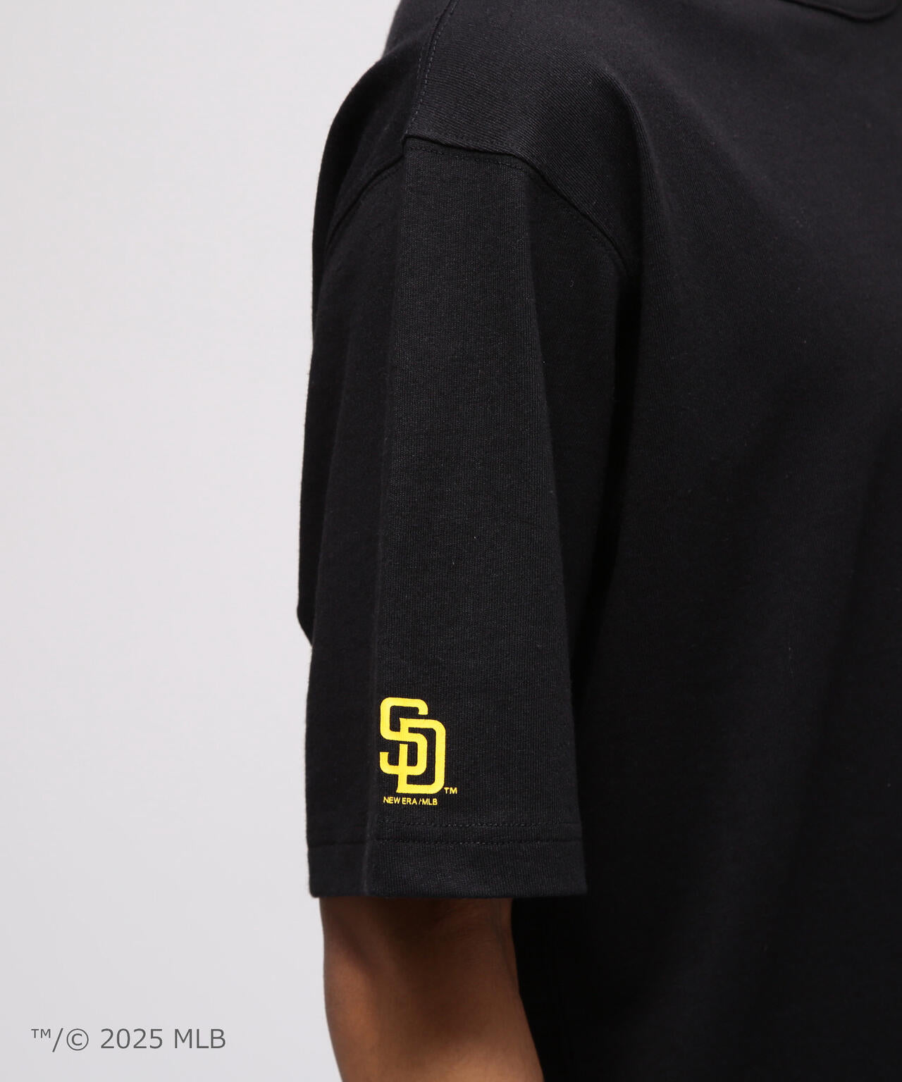 AVIREX × SAN DIEGO PADRES T-SHIRT