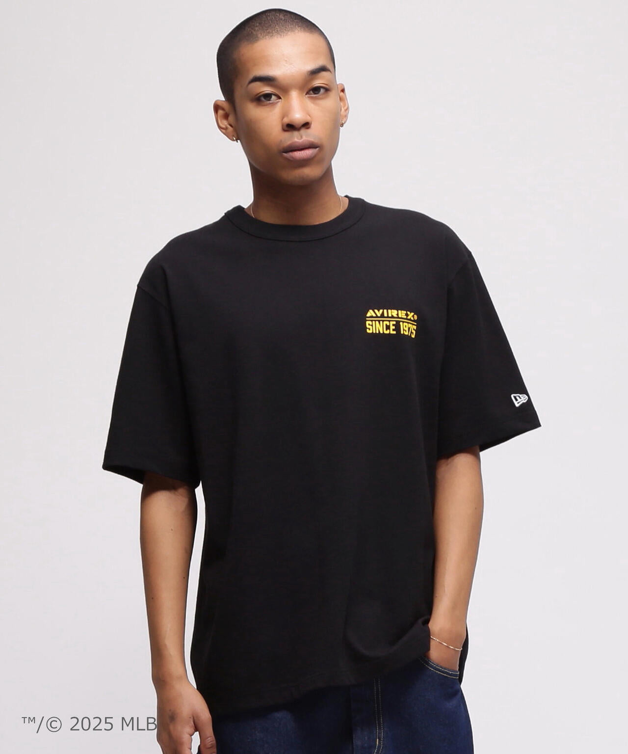 AVIREX × PITTSBURGH PIRATES T-SHIRT