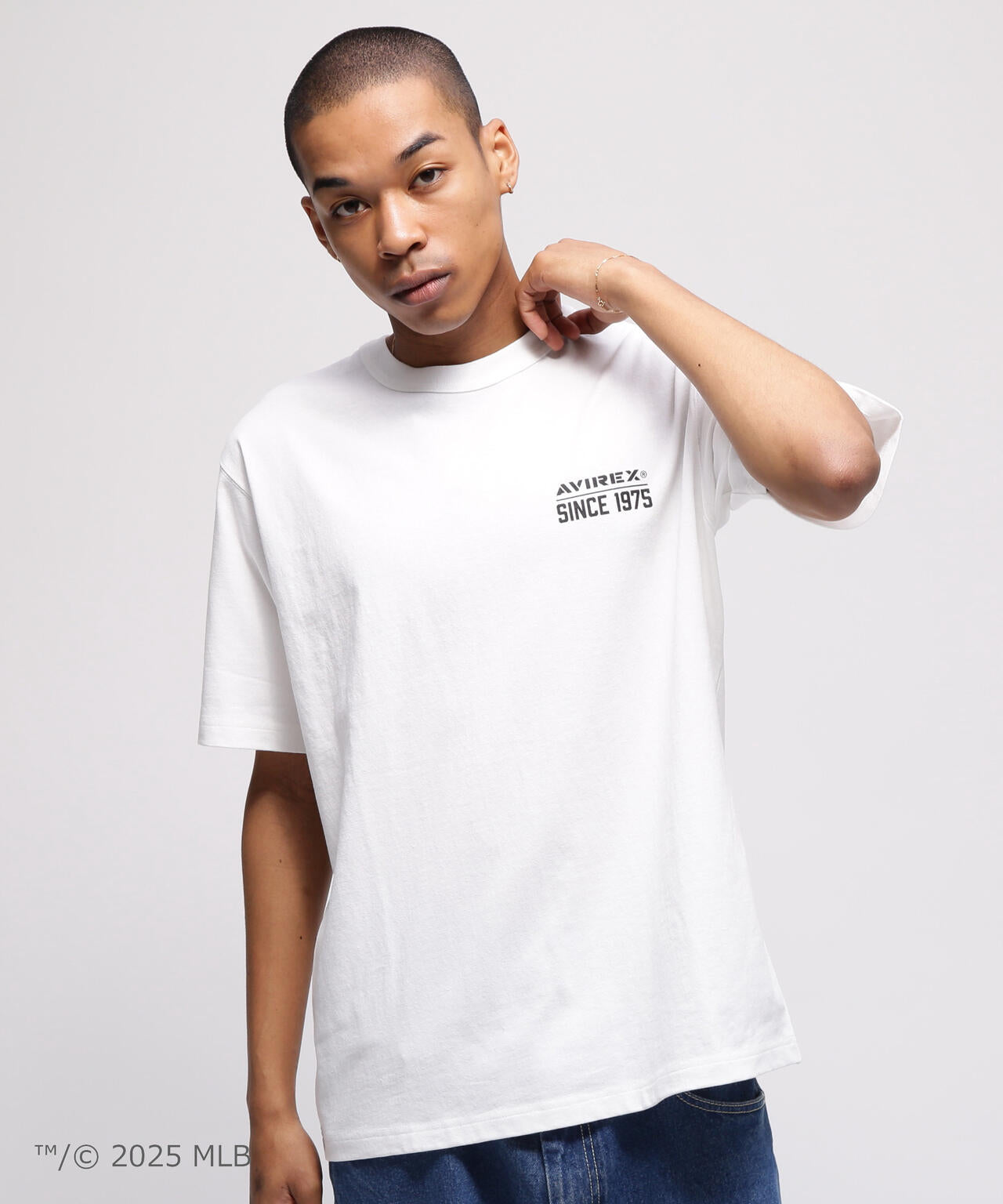 AVIREX × PITTSBURGH PIRATES T-SHIRT