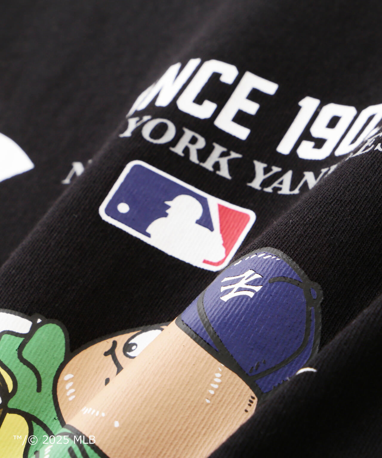 AVIREX × NEW YORK YANKEES T-SHIRT