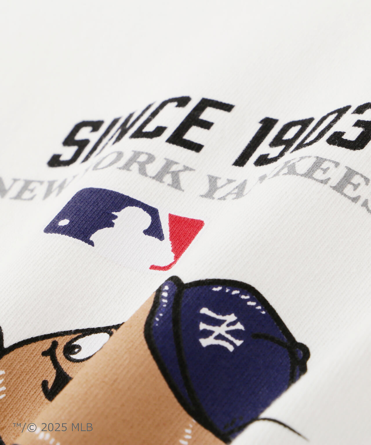 AVIREX × NEW YORK YANKEES T-SHIRT