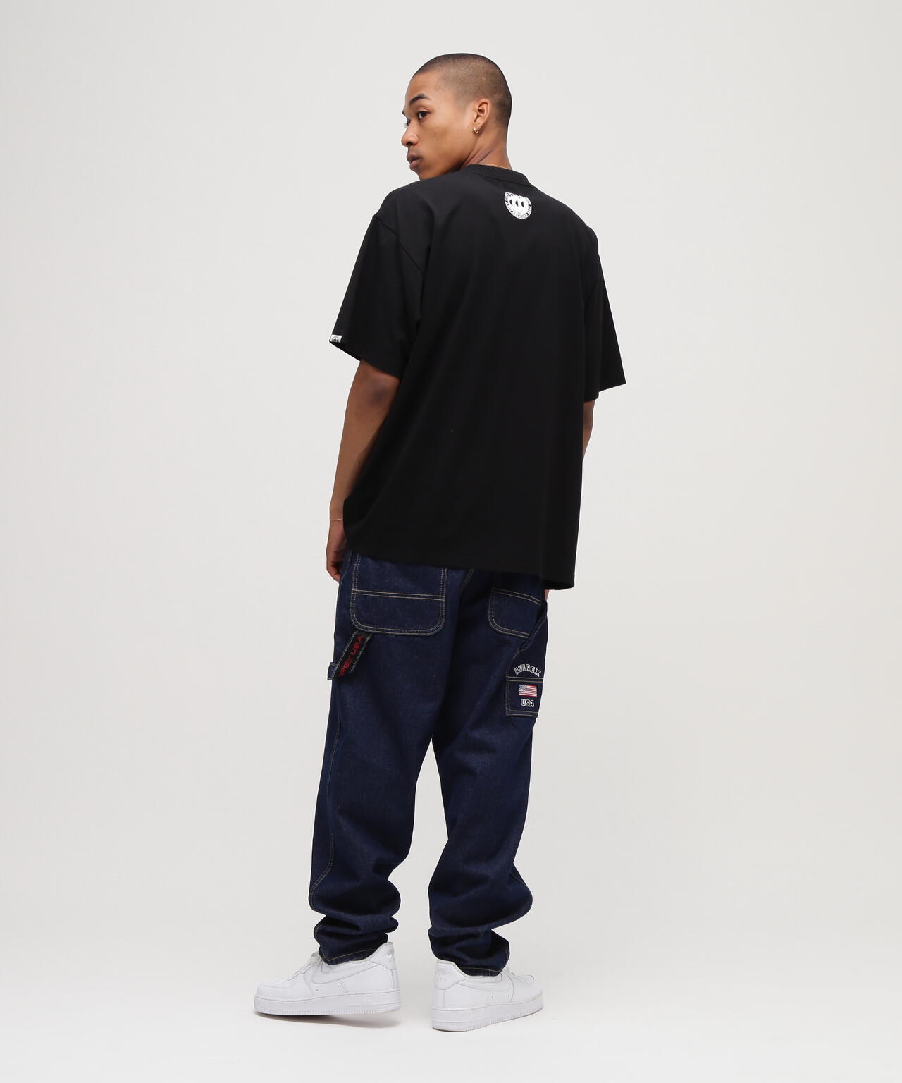 《AVIREX × CITY COUNTRY CITY》SIGNATURE T-SHIRT