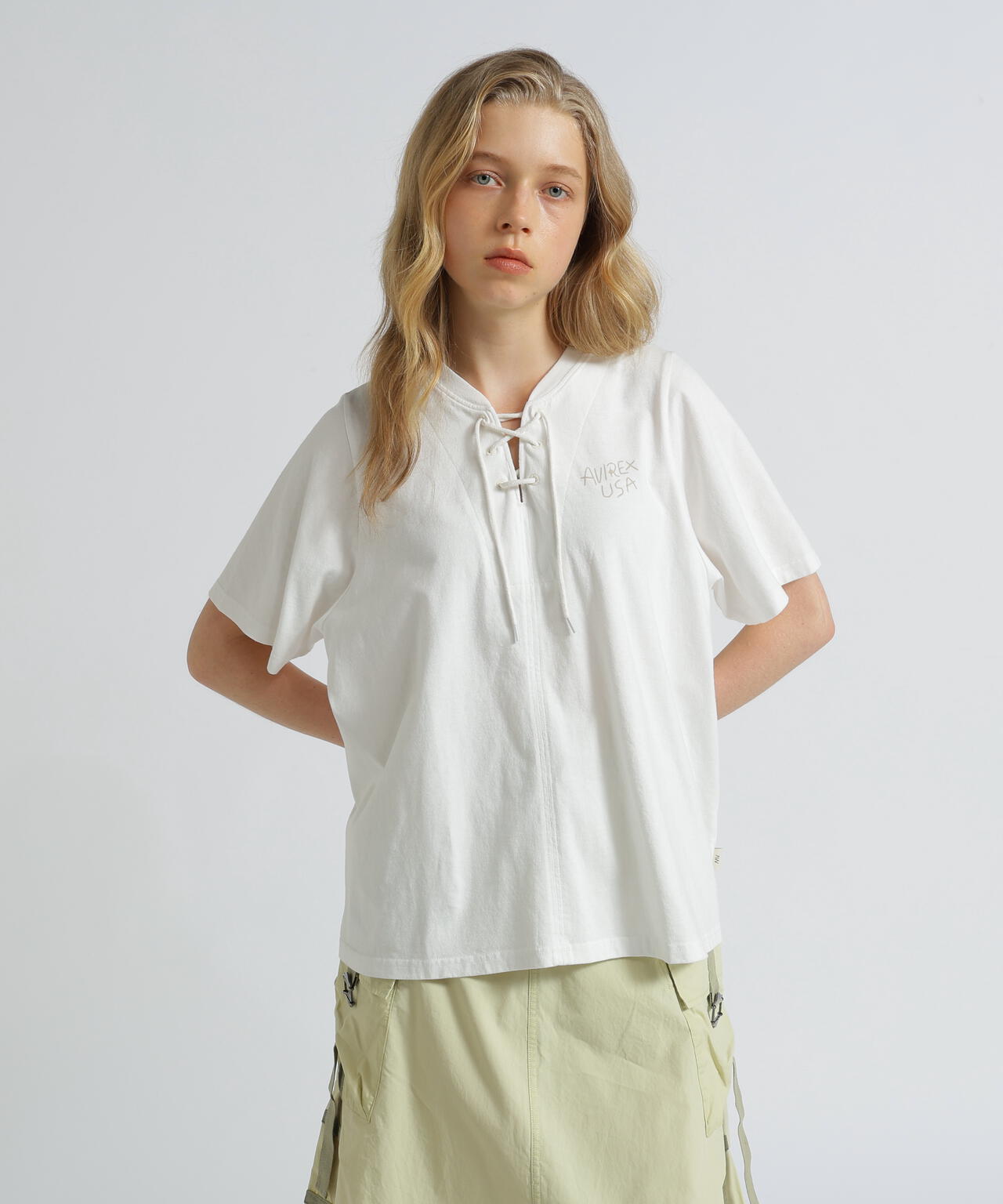 《WOMAN》HALF SLEEVE BACK LAYERED GRAPHIC T-SHIRT