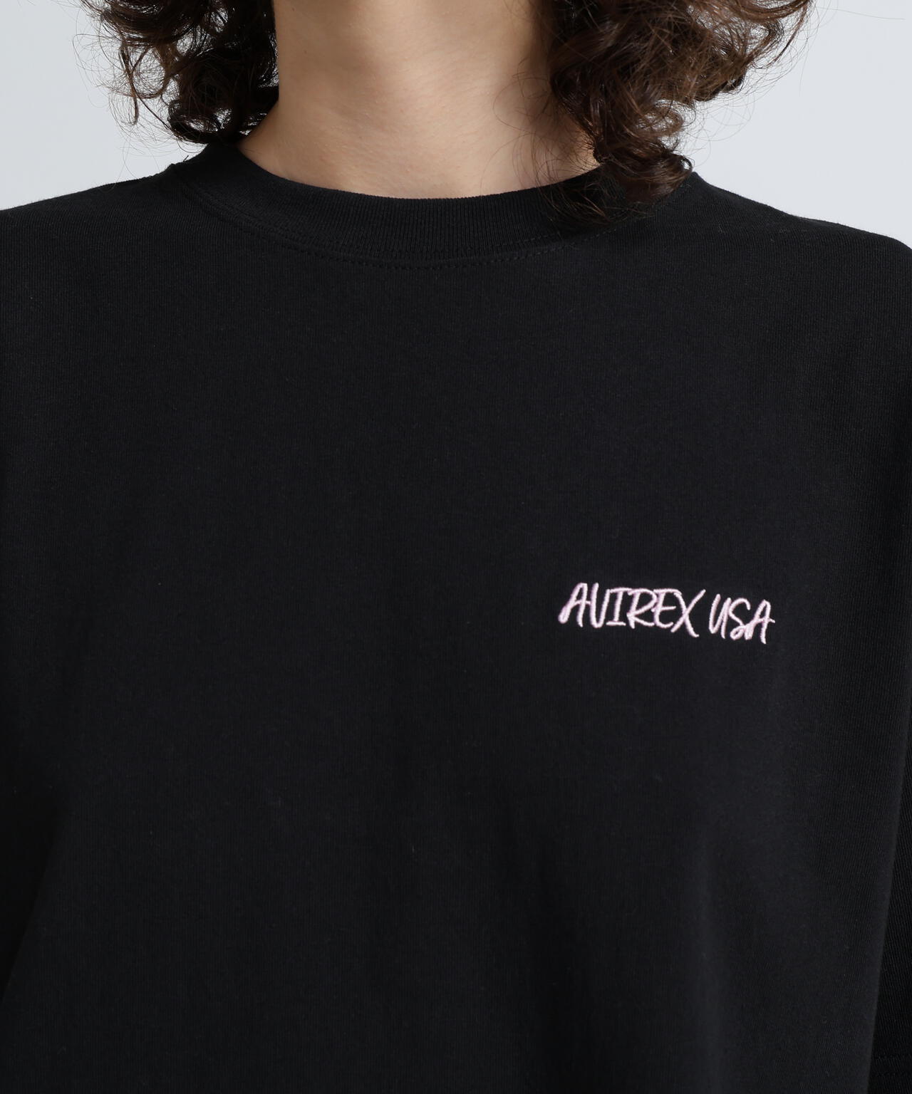 《WOMAN/直営店限定》GRAFFITI EMBROIDERY T-SHIRT