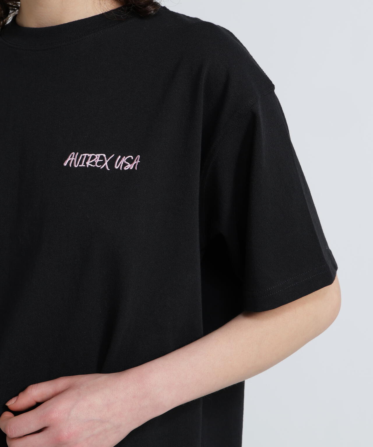 《WOMAN/直営店限定》GRAFFITI EMBROIDERY T-SHIRT