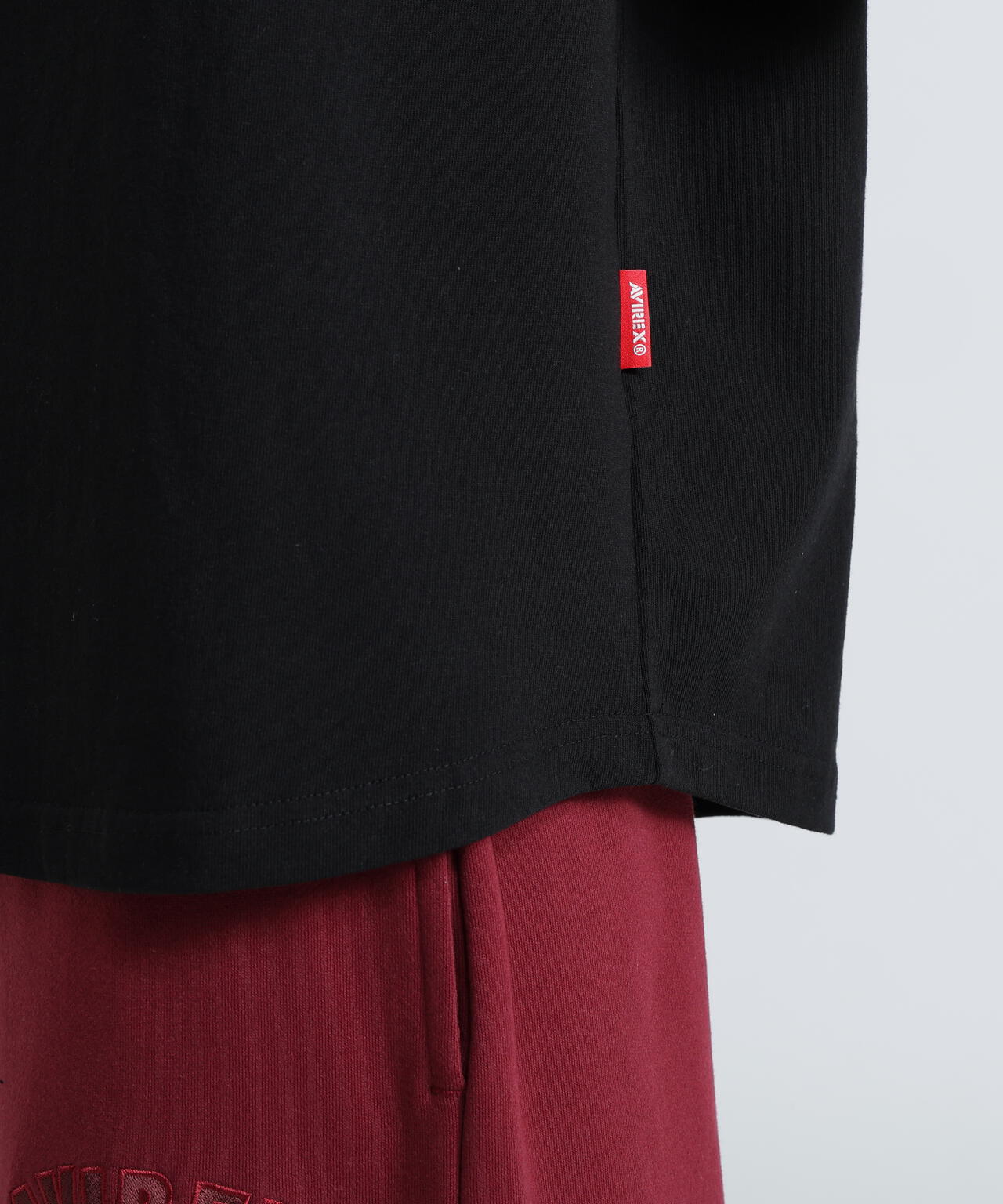 《WOMAN/直営店限定》GRAFFITI EMBROIDERY T-SHIRT