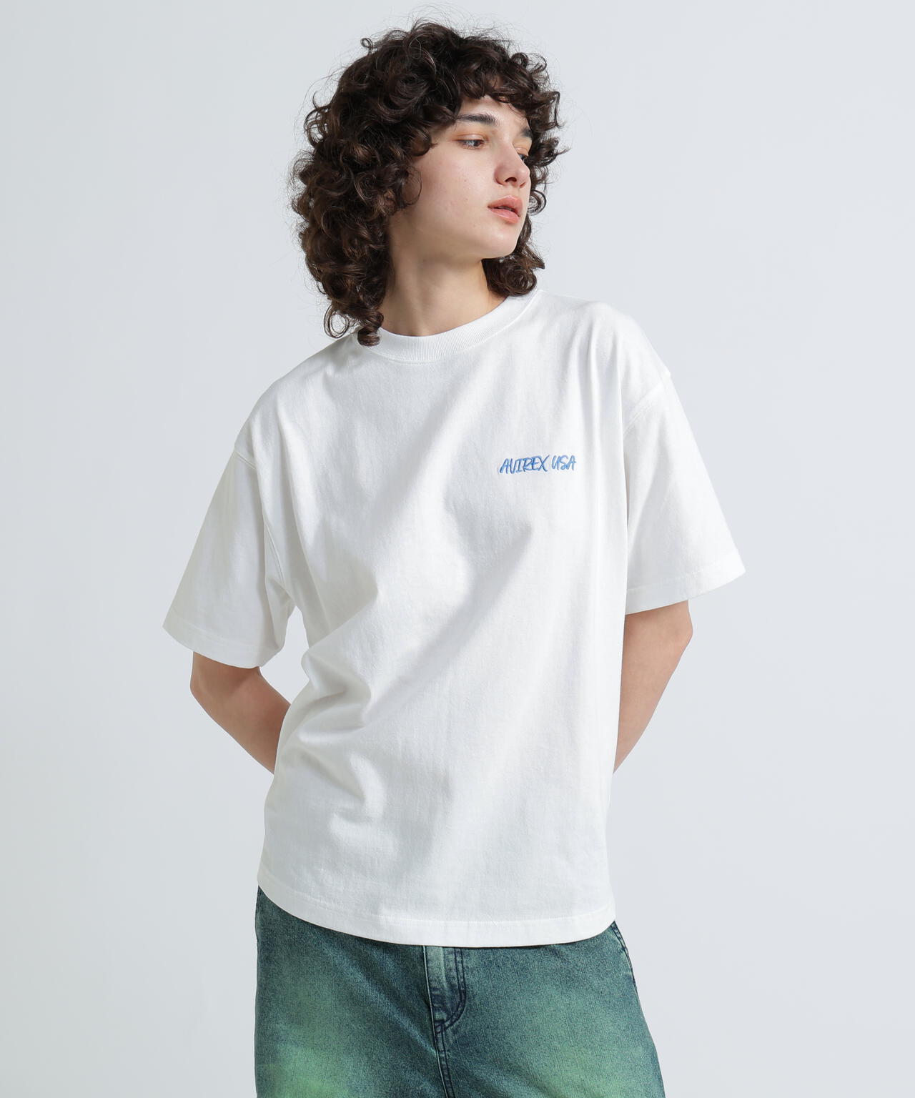 《WOMAN/直営店限定》GRAFFITI EMBROIDERY T-SHIRT