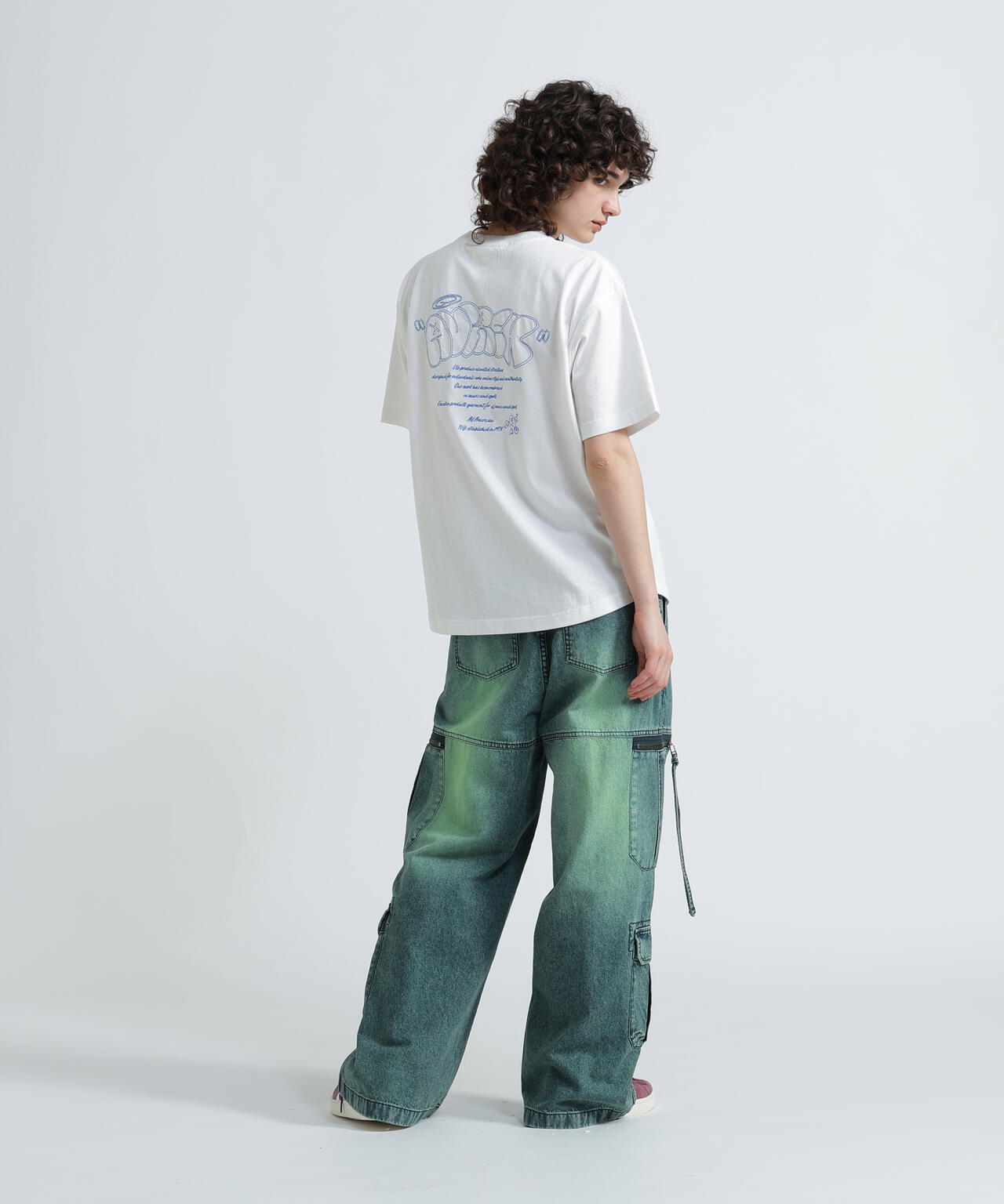 《WOMAN/直営店限定》GRAFFITI EMBROIDERY T-SHIRT