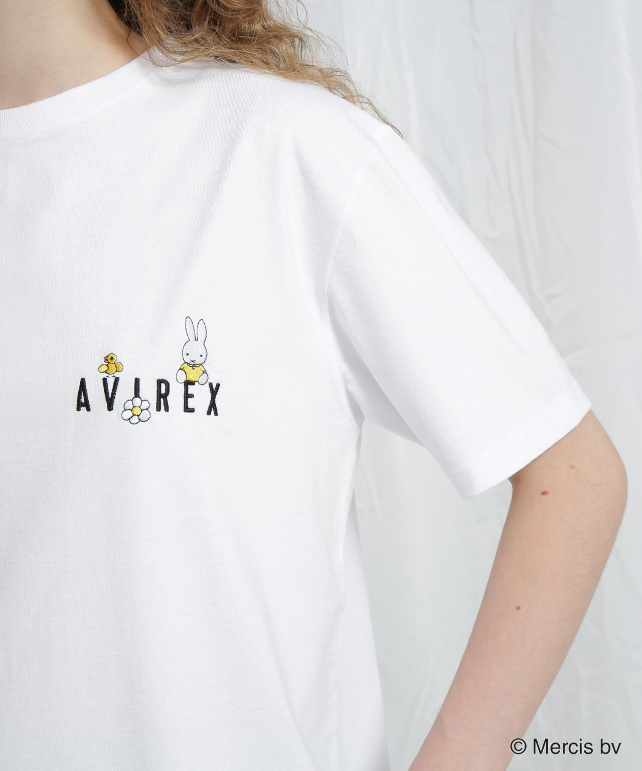 《AVIREX×miffy》WEB限定 EMBROIDERY T-SHIRT/アヴィレックス×ミッフィー 刺繍Tシャツ