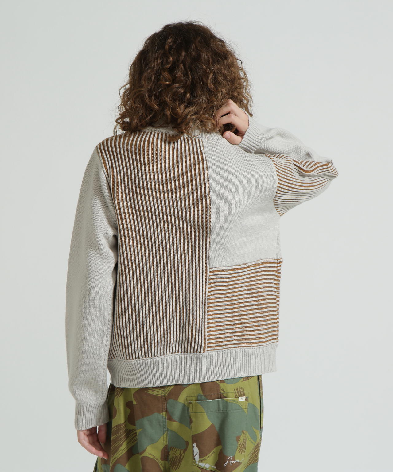 《直営店限定》MELANGE SWITCHING KINT PULLOVER/メランジニット