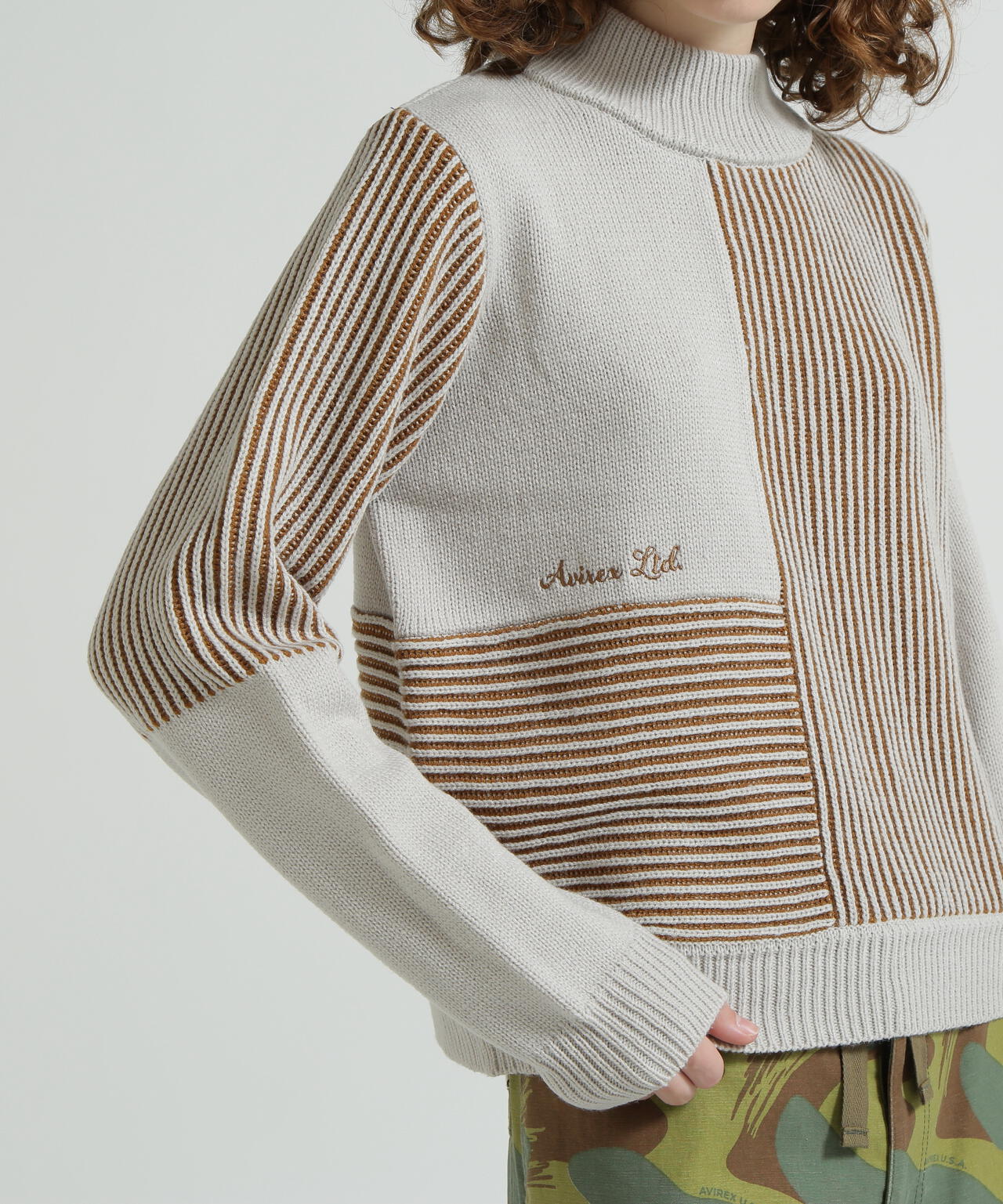 《直営店限定》MELANGE SWITCHING KINT PULLOVER/メランジニット