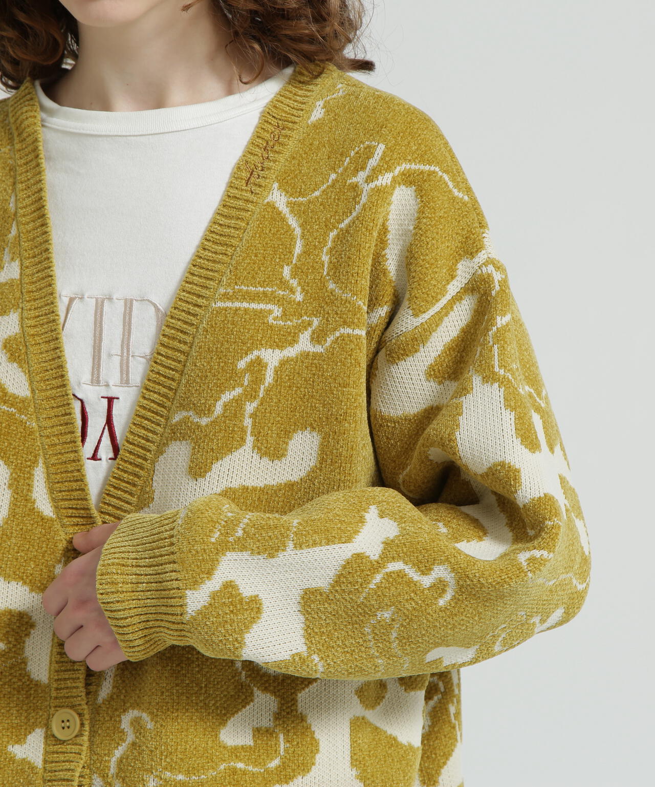 《直営店限定》BOUCLE CAMO KINT CARDIGAN