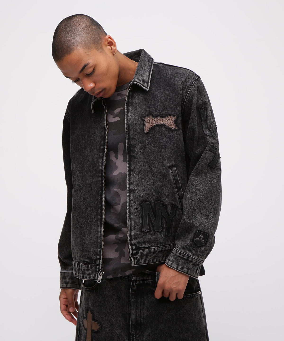 LEATHER PATCH DENIM JACKET