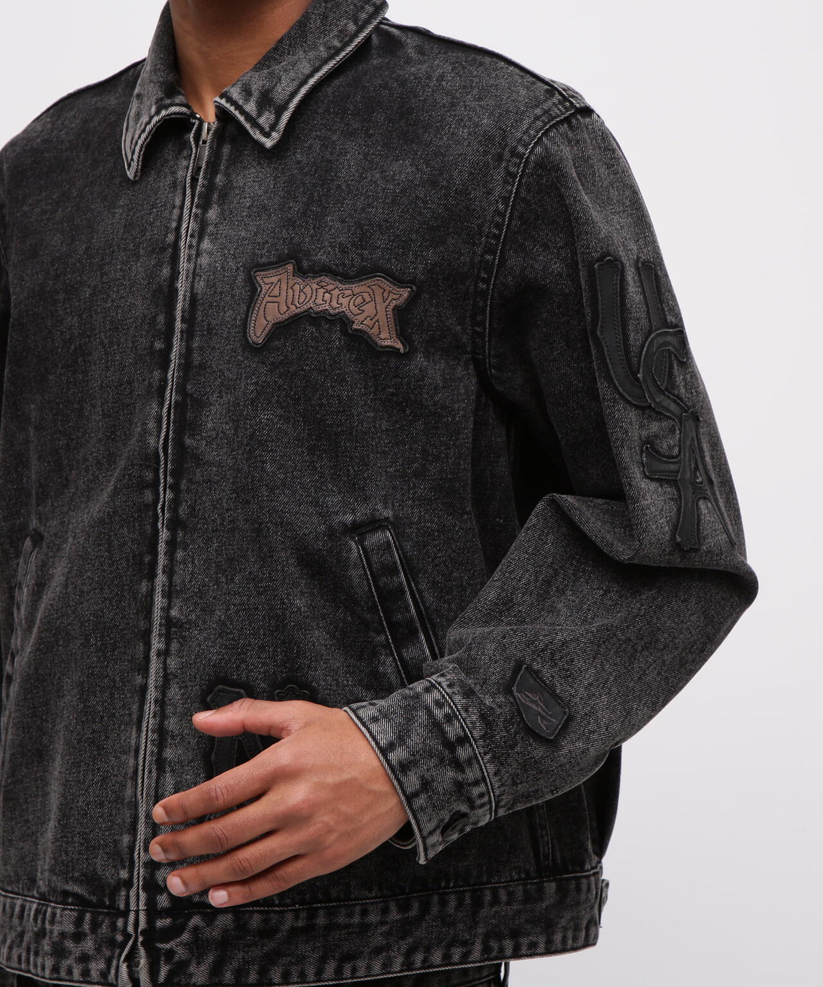 LEATHER PATCH DENIM JACKET