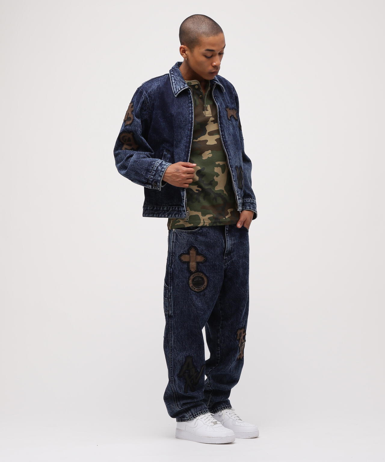 LEATHER PATCH DENIM JACKET