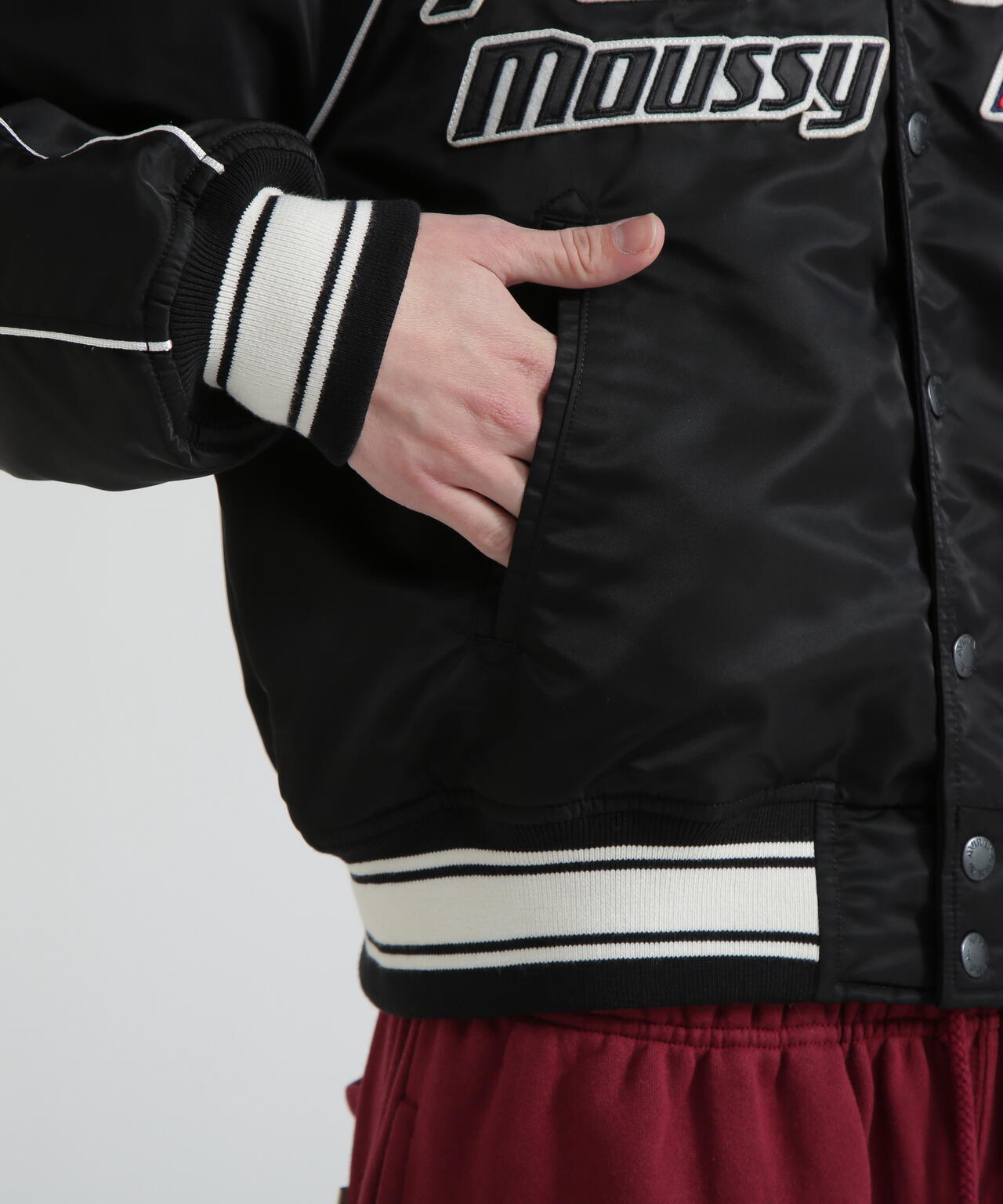 《AVIREX×MOUSSY》NYLON VARSITY JACKET