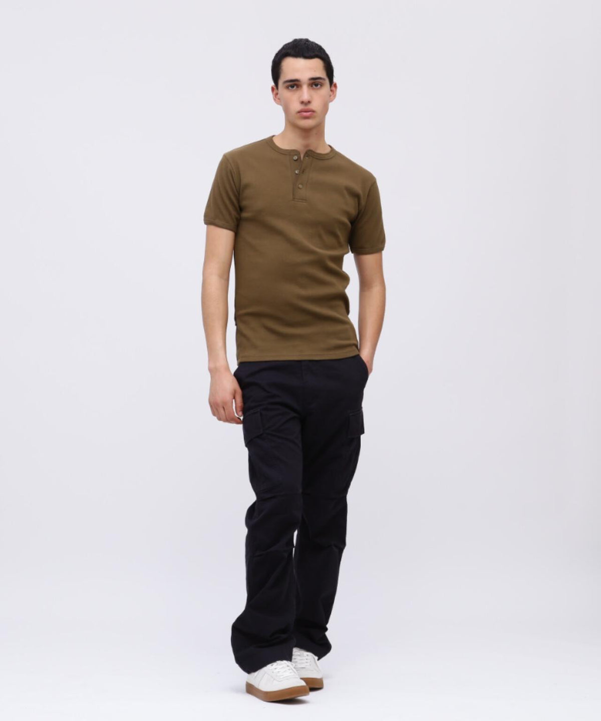 《DAILY/デイリー》RIB S/S HENLEY NECK T-SHIRT