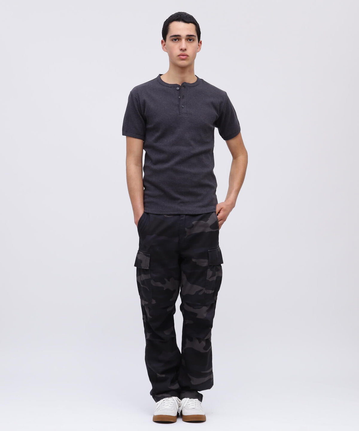 《DAILY/デイリー》RIB S/S HENLEY NECK T-SHIRT
