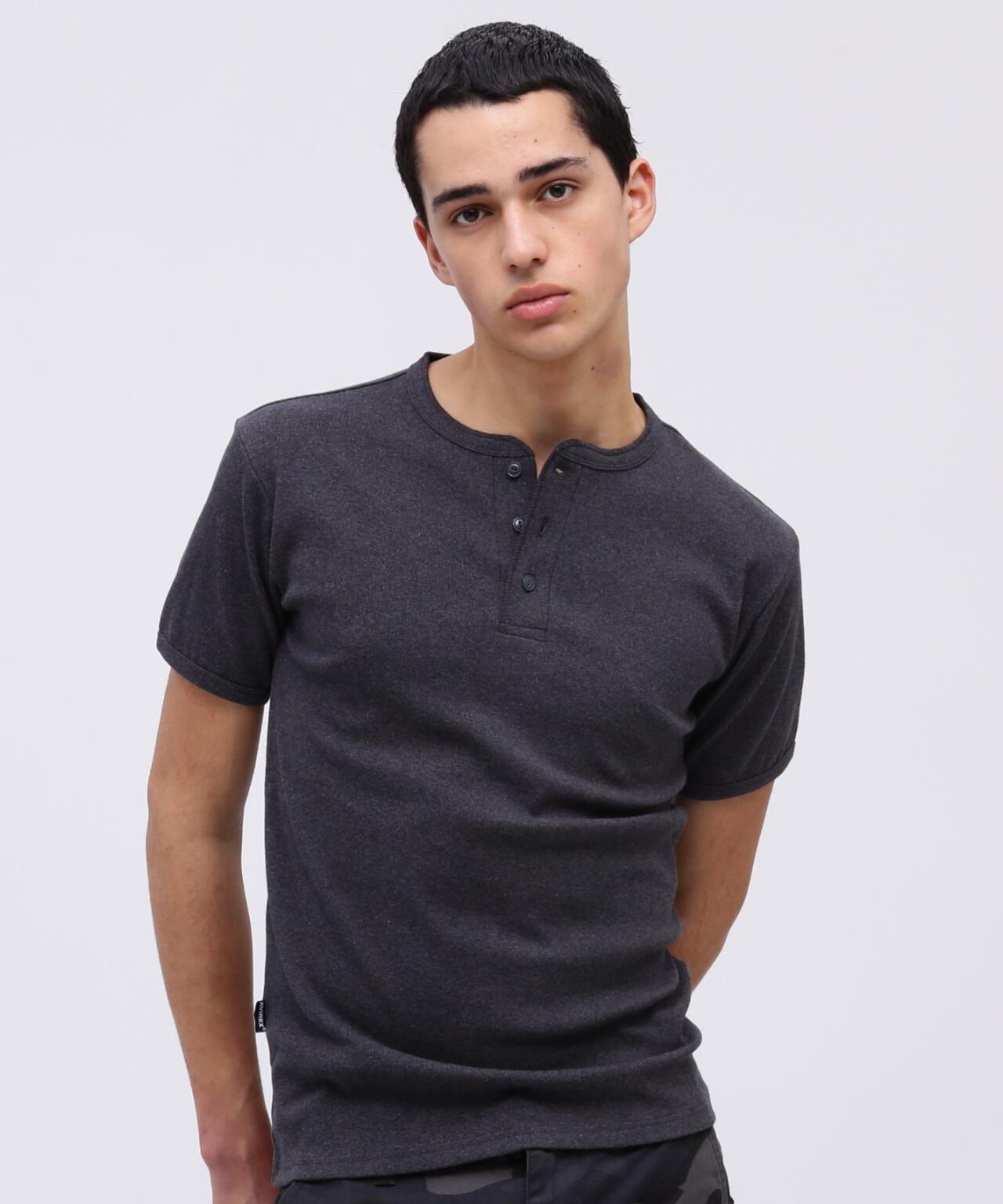 《DAILY/デイリー》RIB S/S HENLEY NECK T-SHIRT