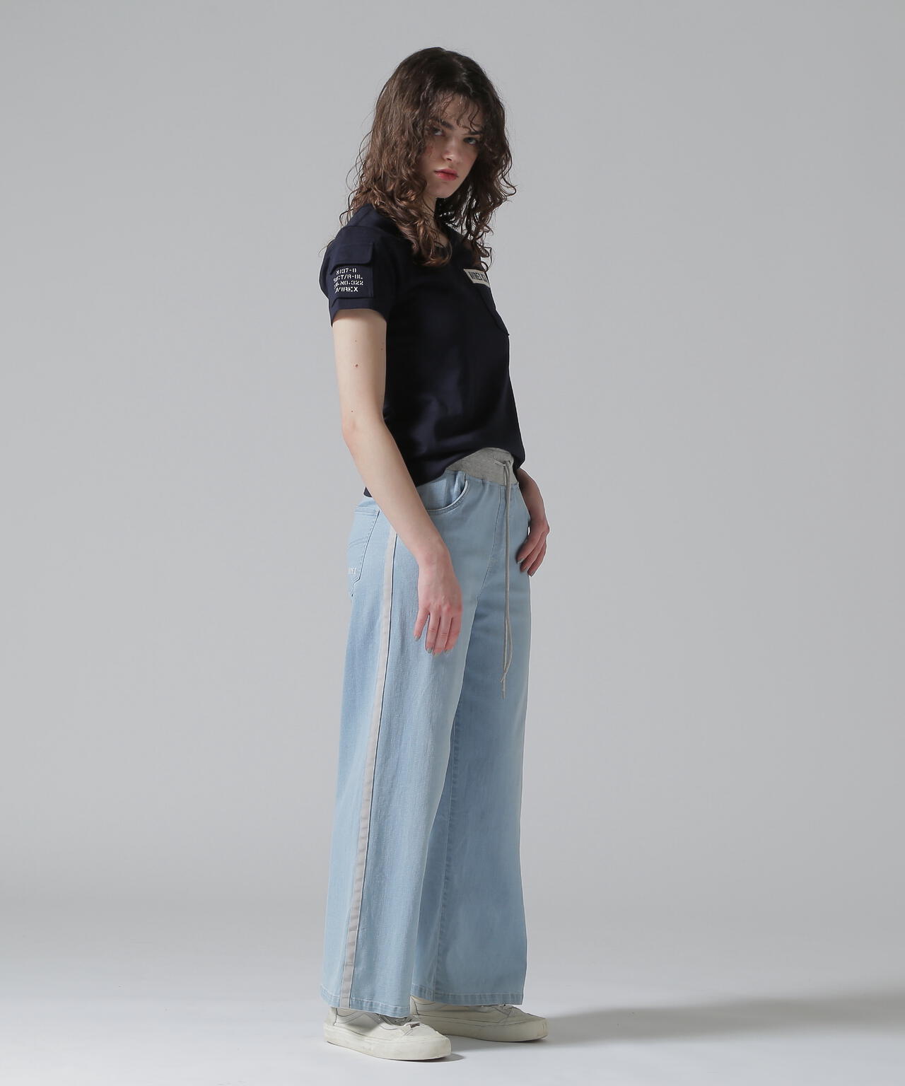 Height 171cm Bust 82cm Waist 59cm Hips 89cm 着用サイズ:M
