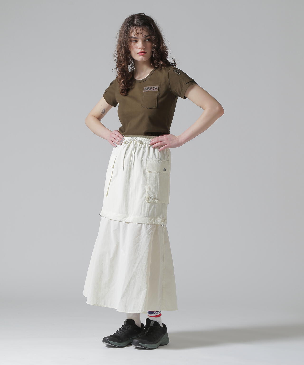 Height 171cm Bust 82cm Waist 59cm Hips 89cm 着用サイズ:M