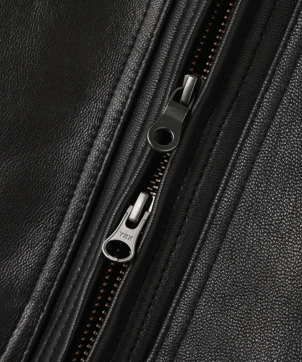 GOAT VEGE HOODED JACKET