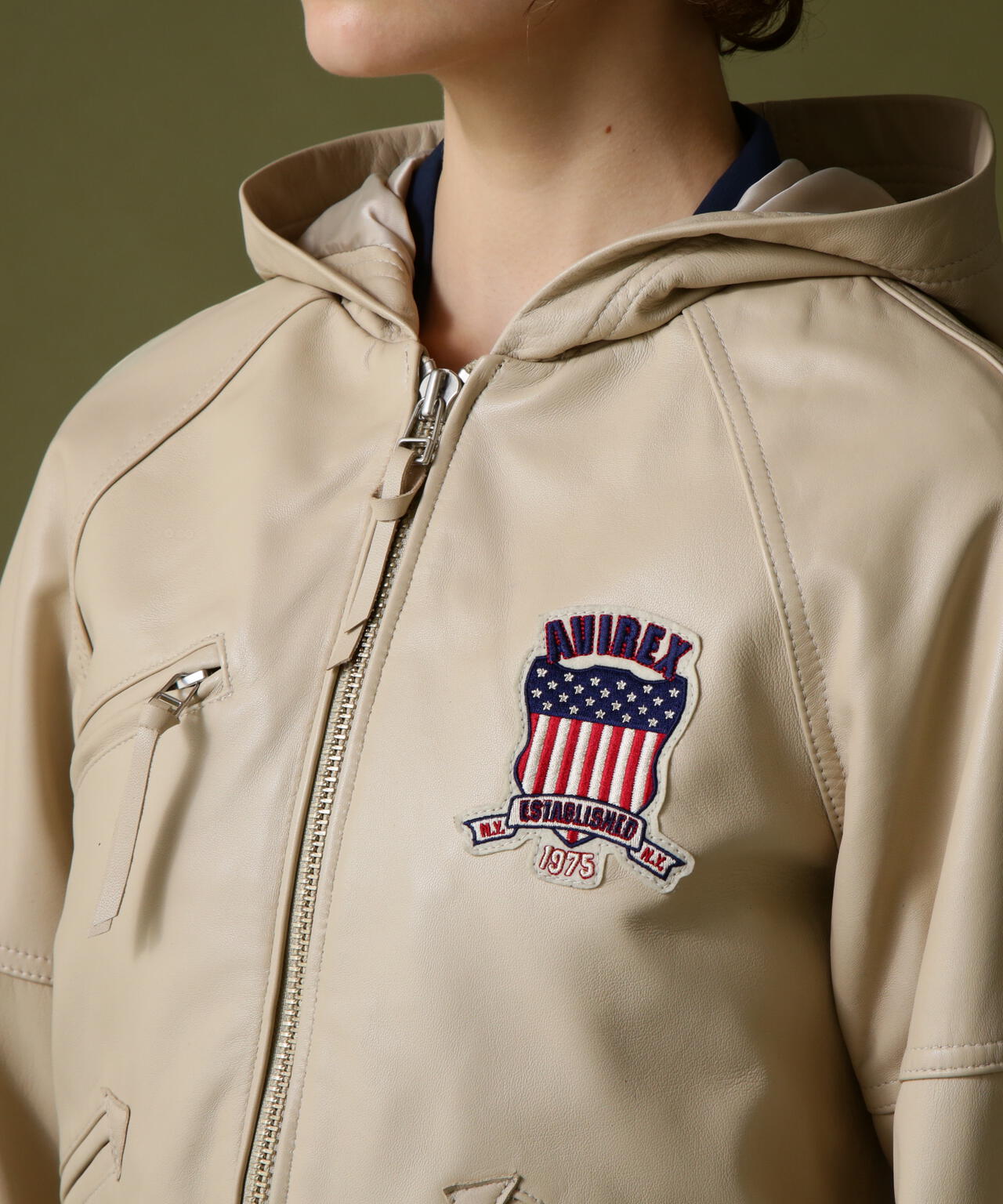 《WOMAN》SIGNATURE HOODED LEATHER