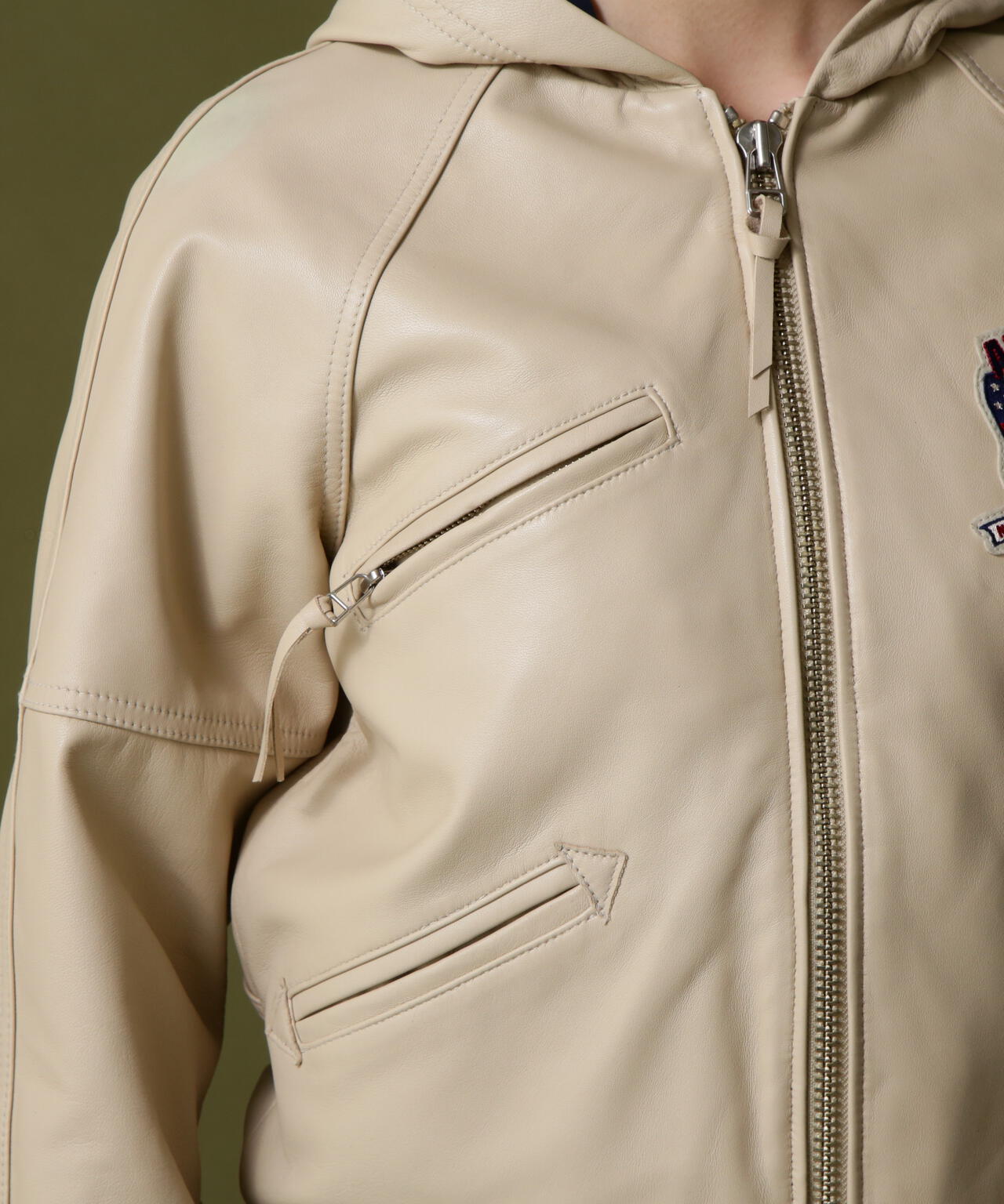 《WOMAN》SIGNATURE HOODED LEATHER