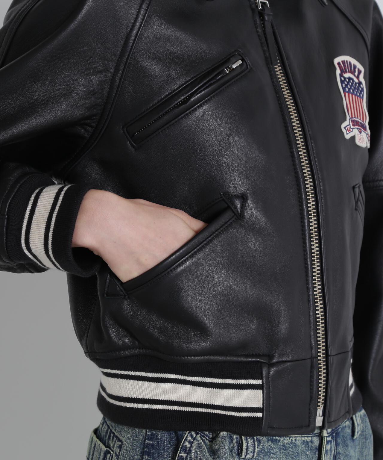 《WOMAN/直営店限定》LIGHT SIGNATURE VARSITY JACKET