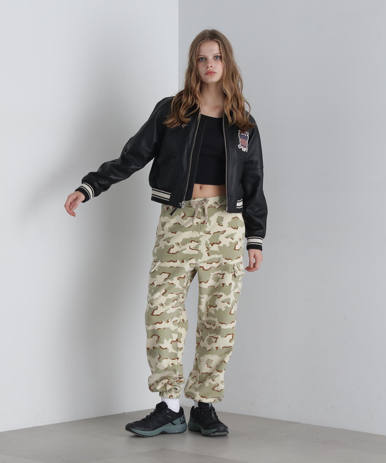 《WOMAN/直営店限定》LIGHT SIGNATURE VARSITY JACKET