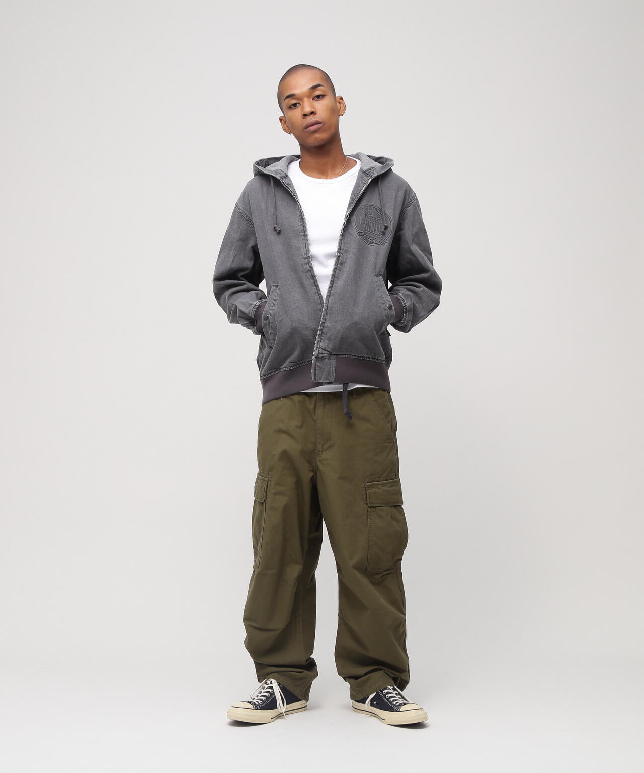 《直営店限定》DENIM SIGNATURE LOGO PARKA / デニム シグネチャーロゴ パーカー