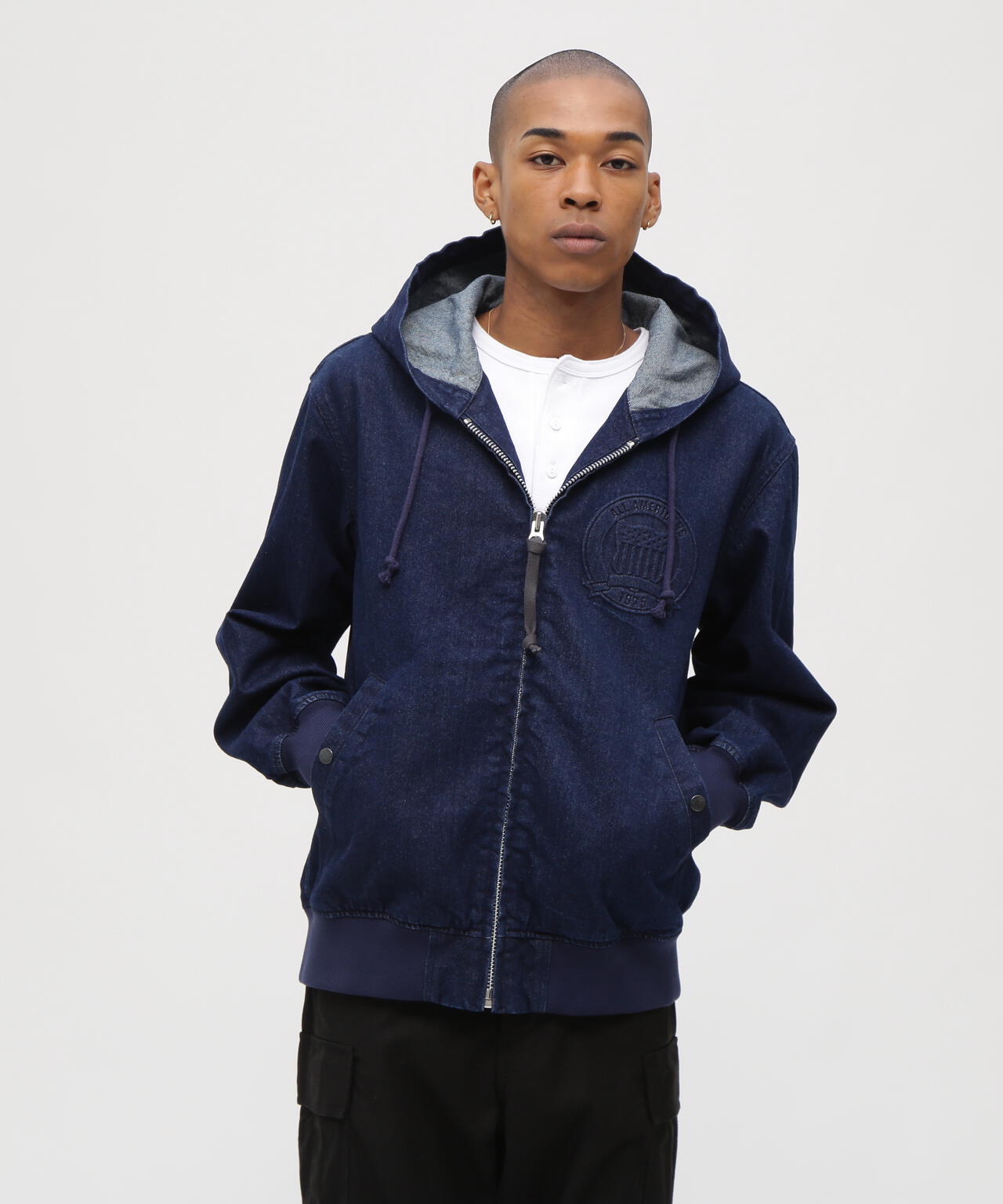 《直営店限定》DENIM SIGNATURE LOGO PARKA / デニム シグネチャーロゴ パーカー