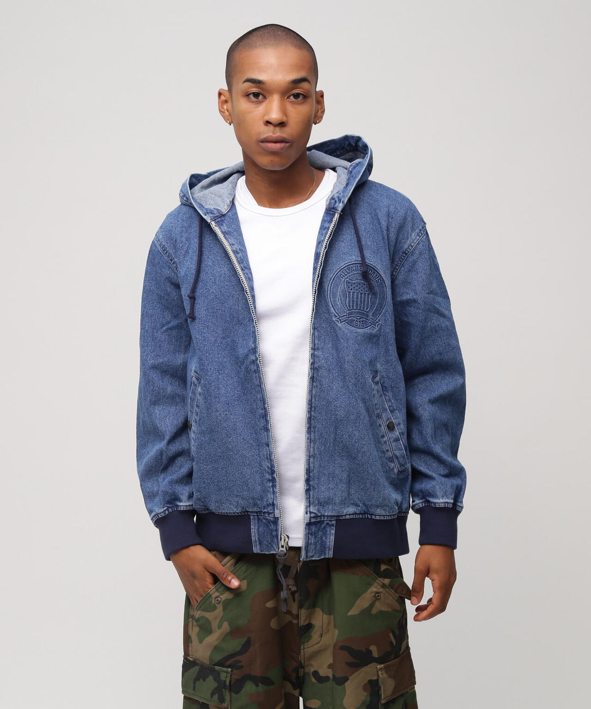 《直営店限定》DENIM SIGNATURE LOGO PARKA / デニム シグネチャーロゴ パーカー