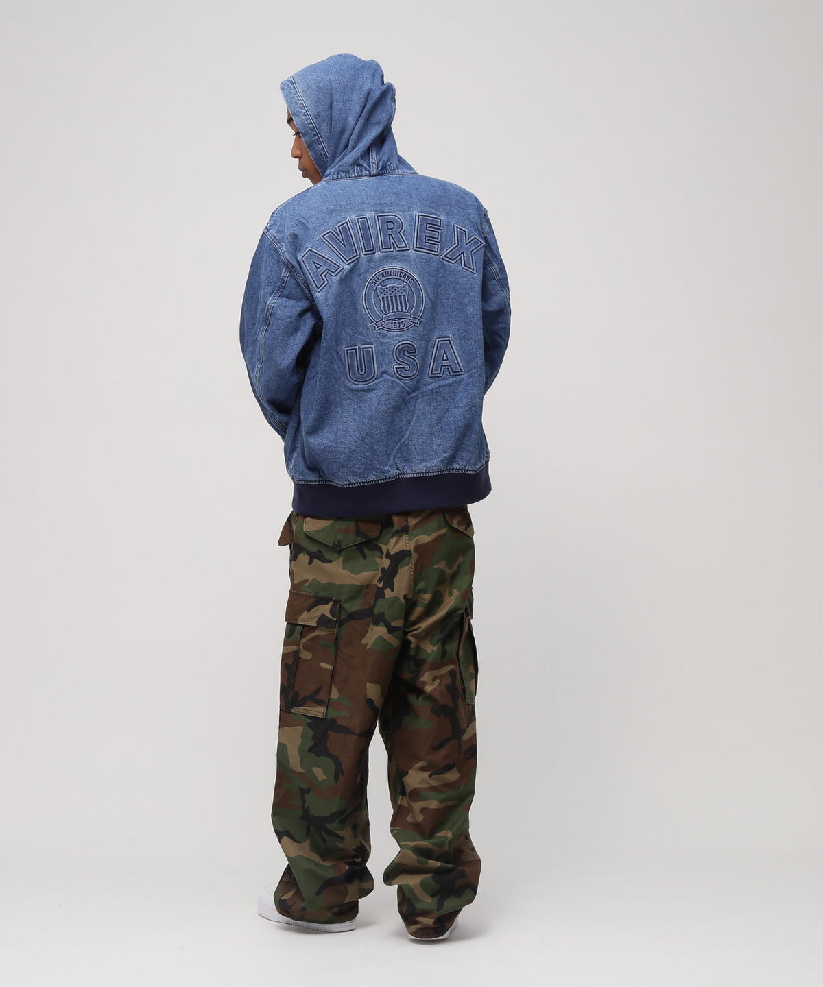 《直営店限定》DENIM SIGNATURE LOGO PARKA / デニム シグネチャーロゴ パーカー