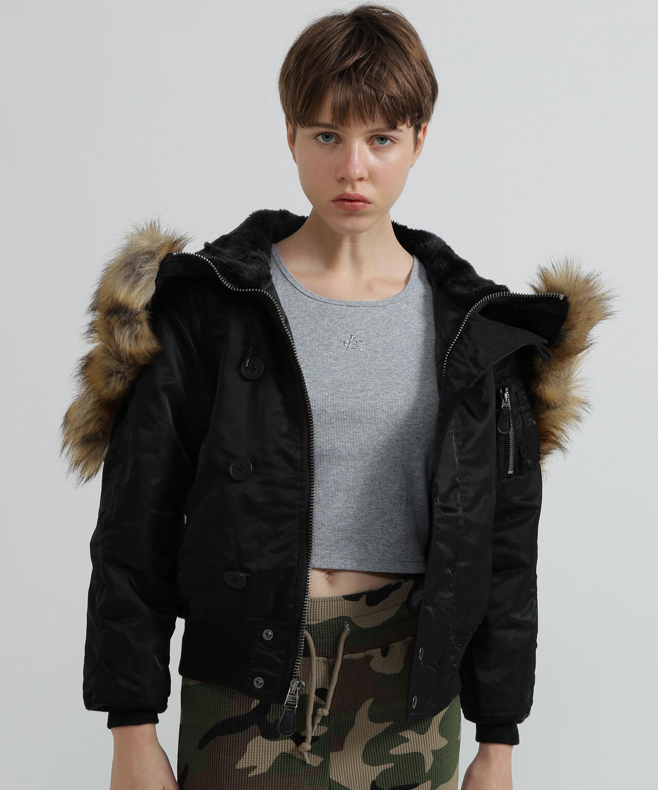 《WOMAN》N-2B COMMERCIAL