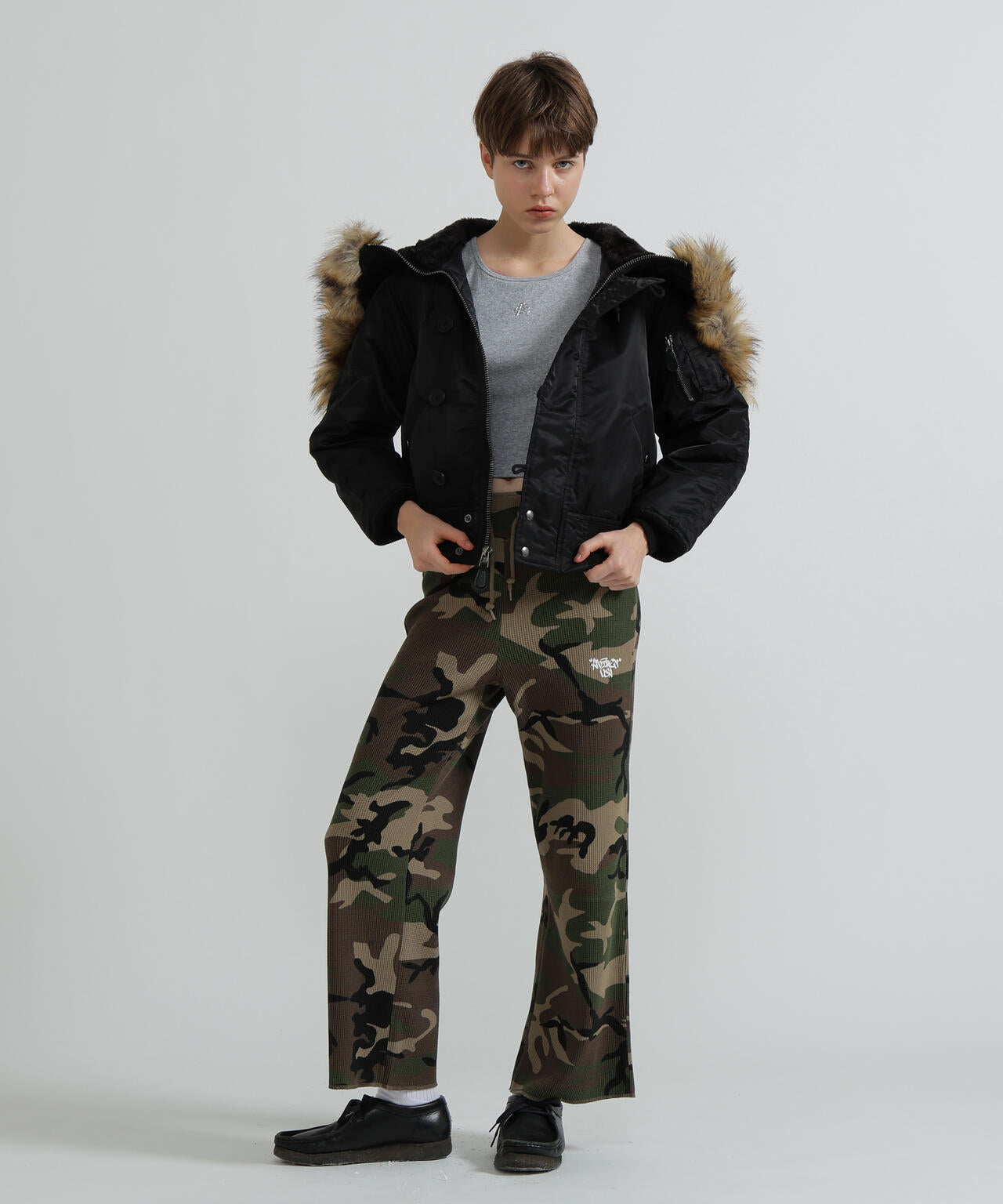 《WOMAN》N-2B COMMERCIAL