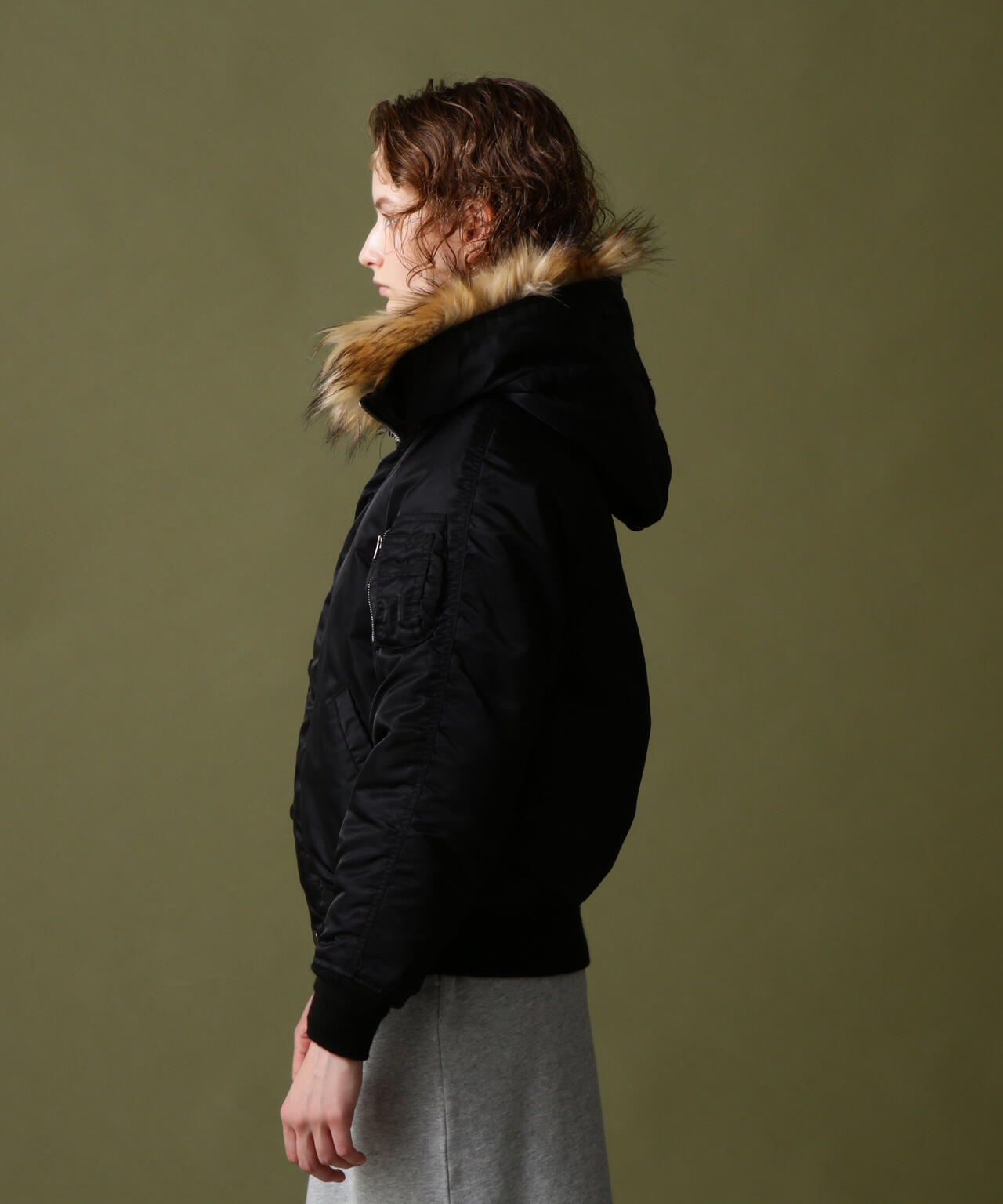 《WOMAN》N-2B COMMERCIAL