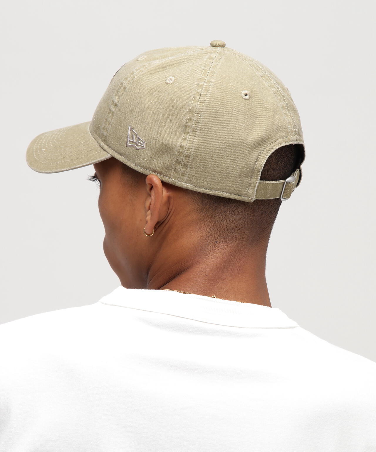 《AVIREX × NEWERA》 50th EAGLE CAP 9TWENTY