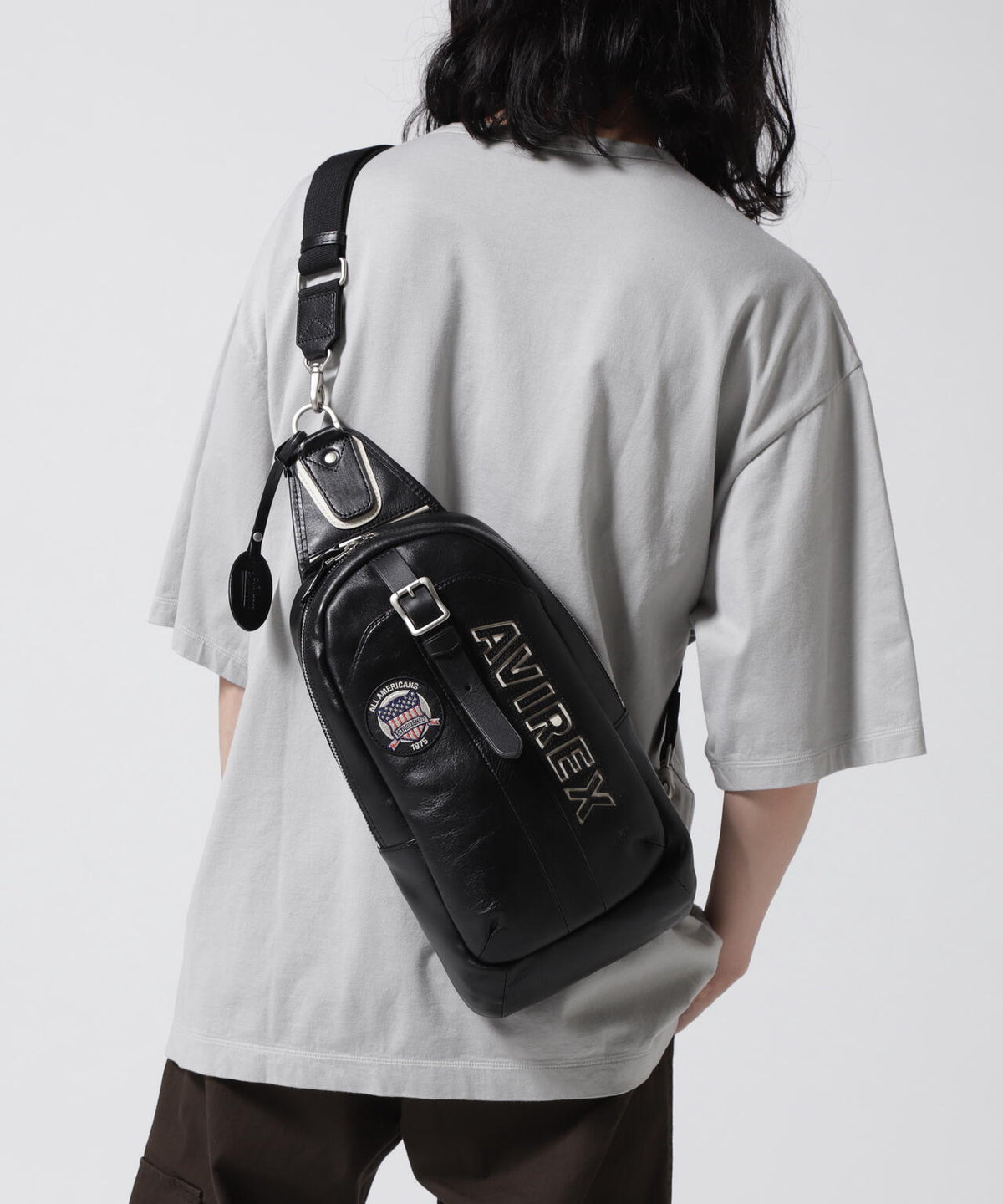 VARSITY LEATHER ONE SHOULDER BAG / AVX5629