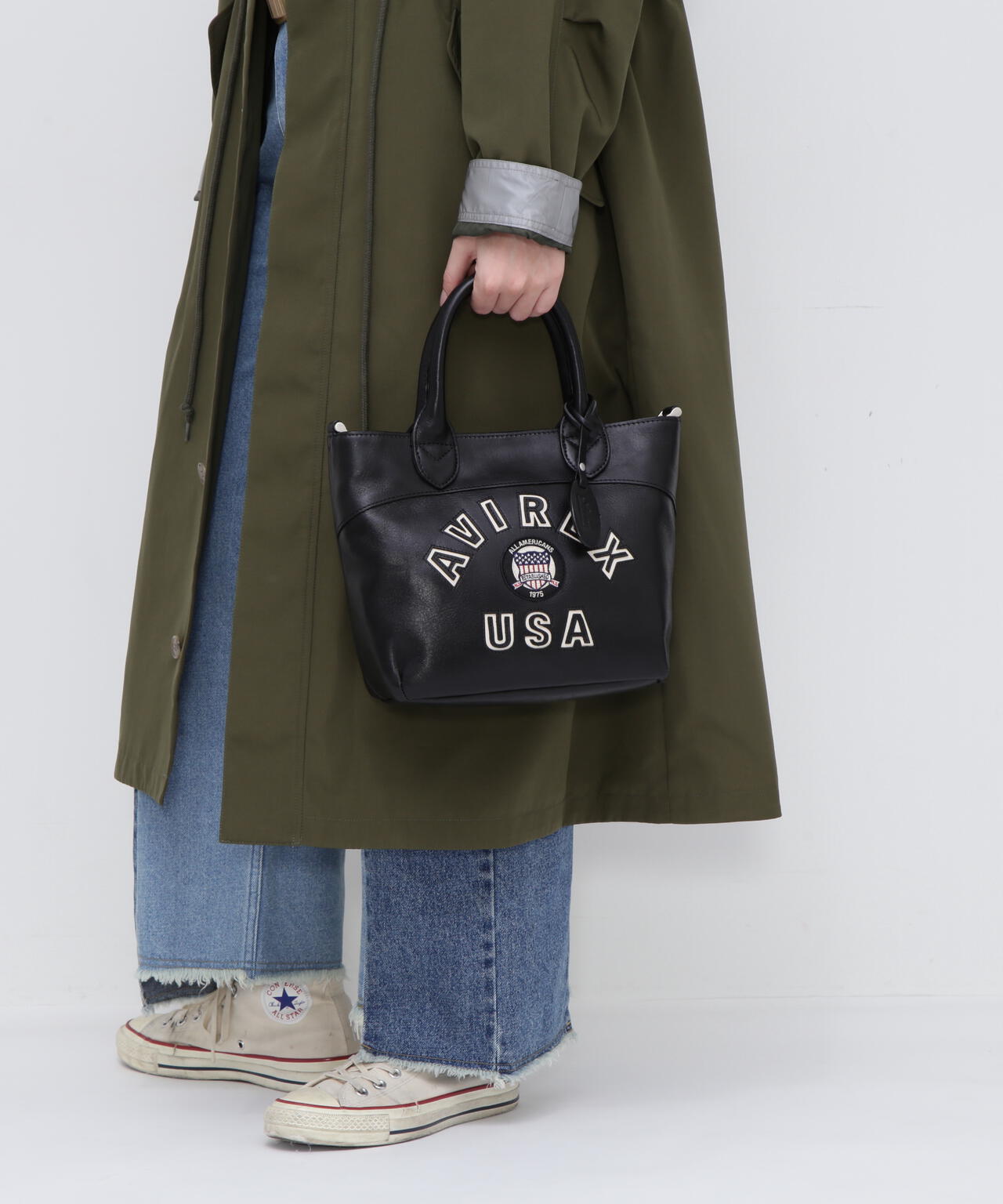 《直営店限定》VARSITY LEATHER MINI TOTE BAG / AVX5626