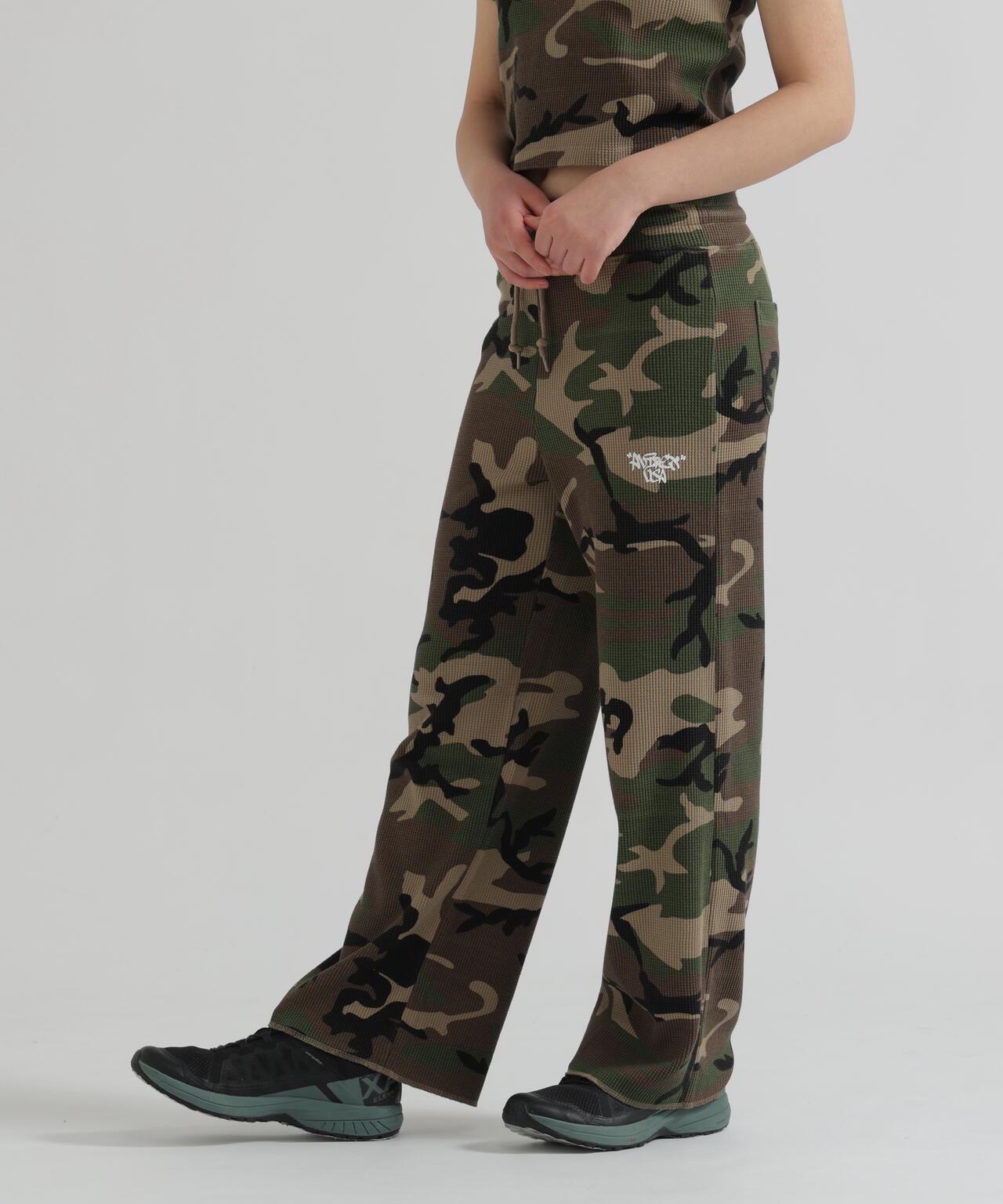 《直営店限定》CAMO WAFFLE PANTS