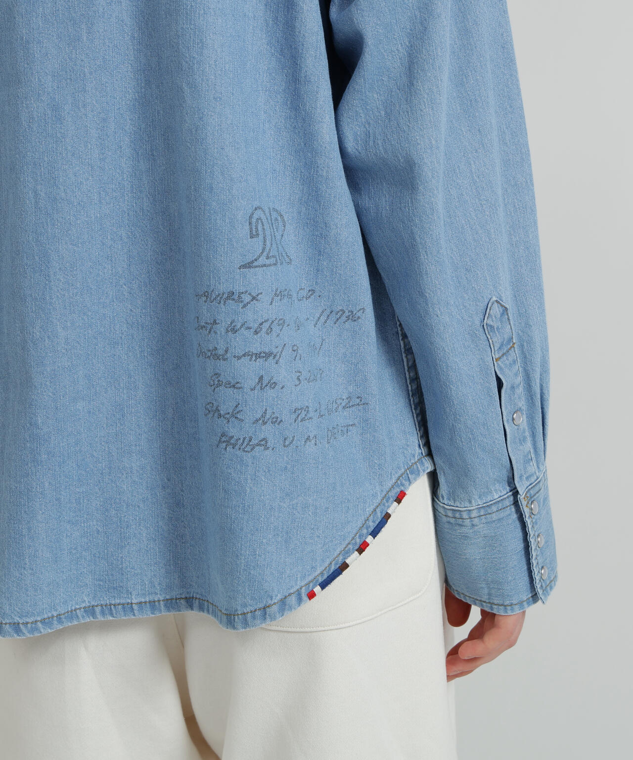 《WOMAN》DENIM SHIRT WITH GRAFFITI PRINT