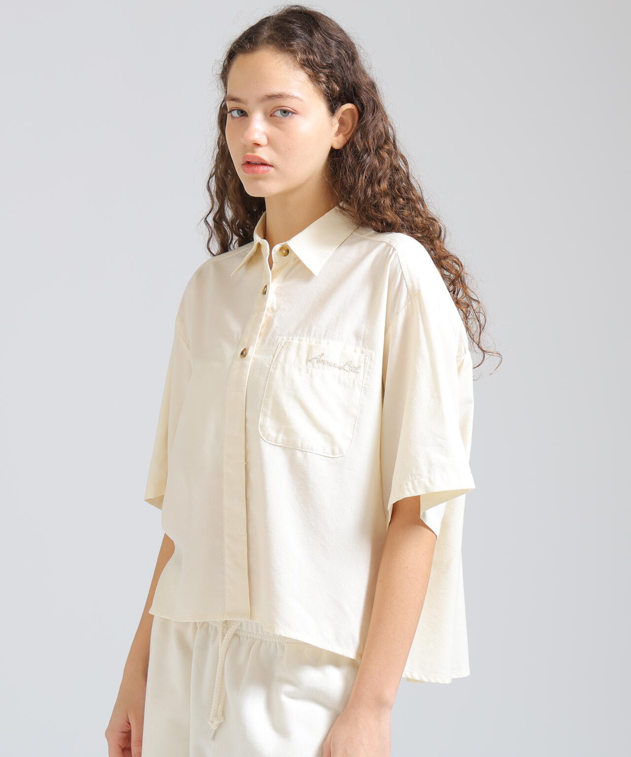 《WOMAN/直営店限定》H/S BACK GATHER DETAILS SHIRT