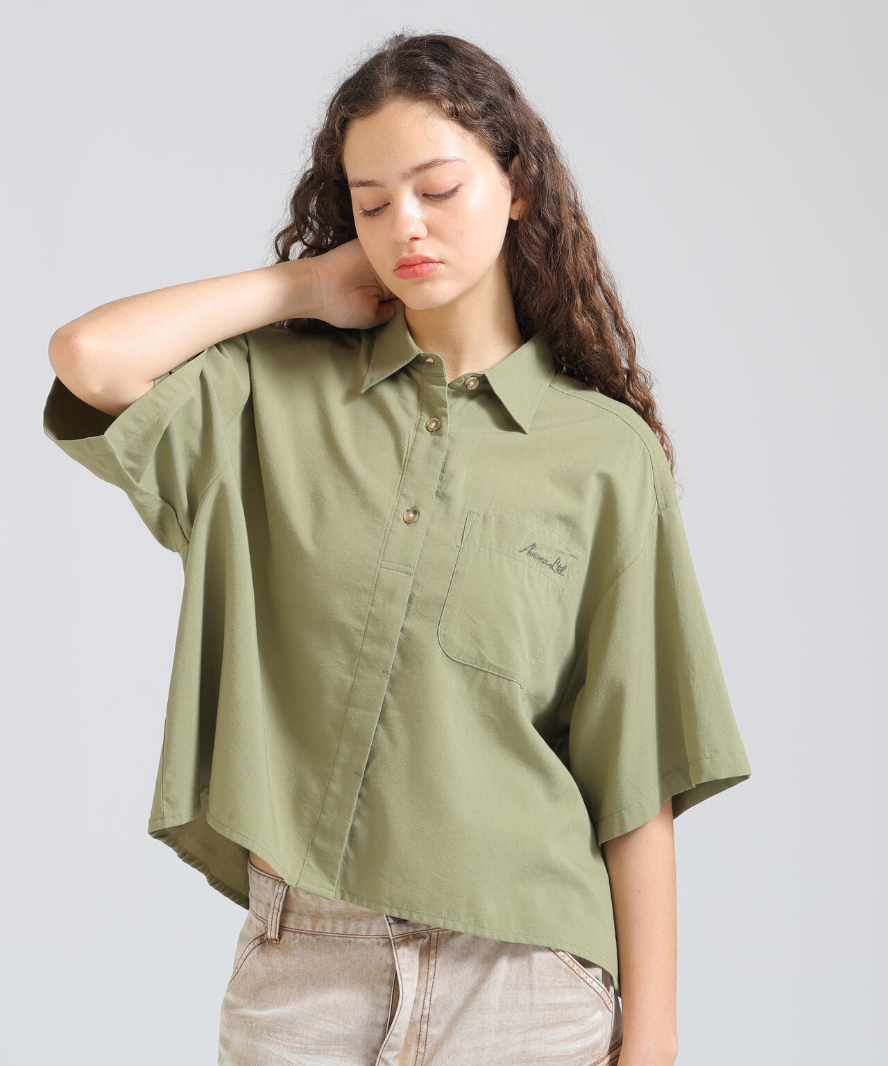 《WOMAN/直営店限定》H/S BACK GATHER DETAILS SHIRT