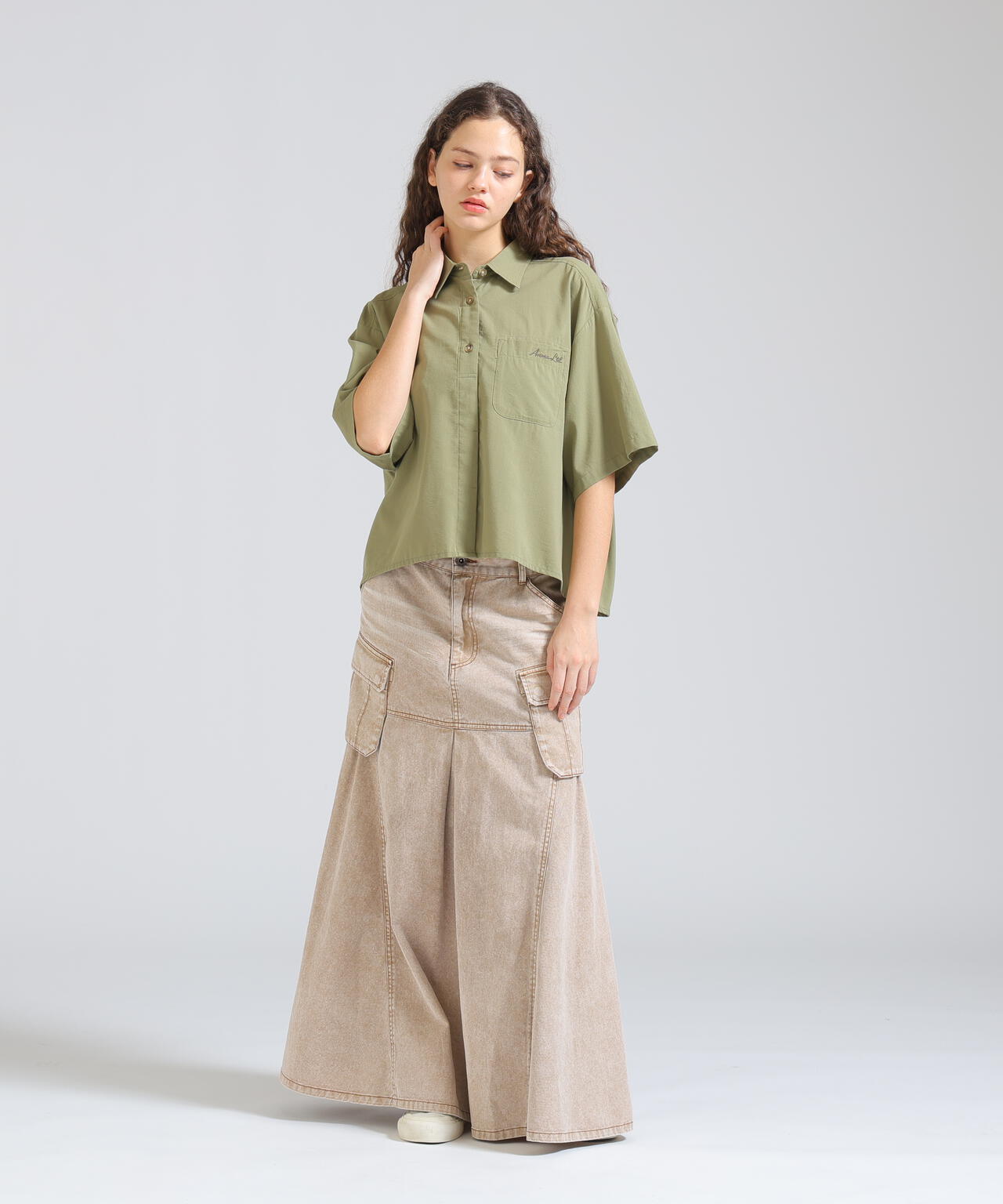 《WOMAN/直営店限定》H/S BACK GATHER DETAILS SHIRT