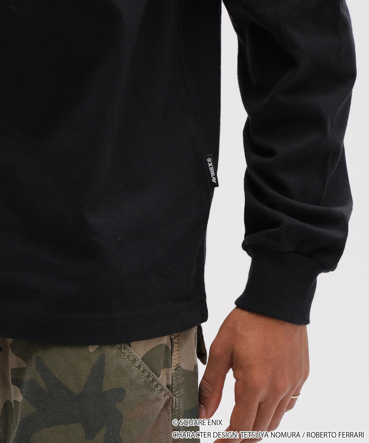 《AVIREX × FINAL FANTASY VII REMAKE》L/S T-SHIRT ”SAM'S DELIVERYSERVICE”