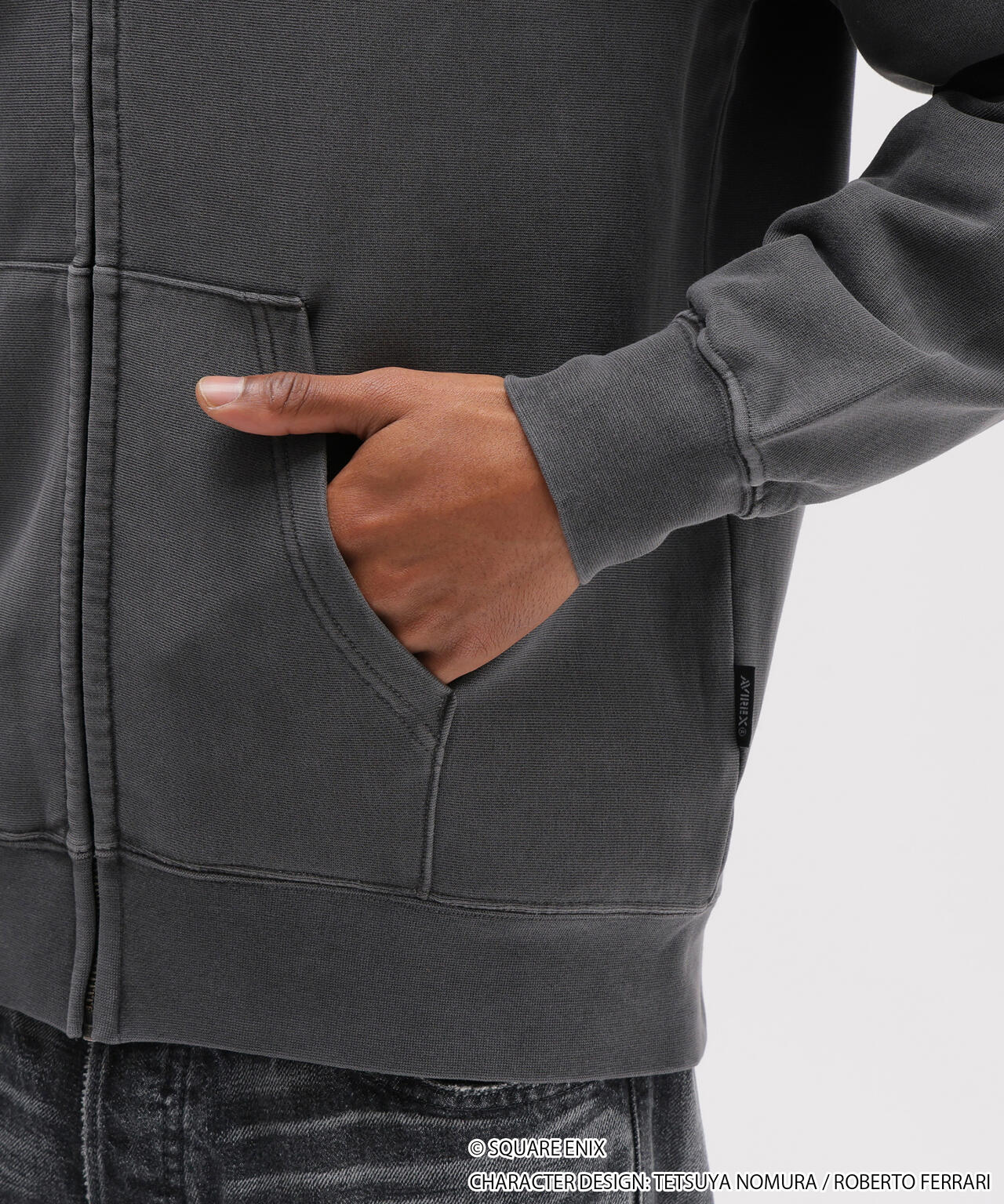 《AVIREX × FINAL FANTASY VII REMAKE》ZIP UP HOODIE ”CHOCOBO”